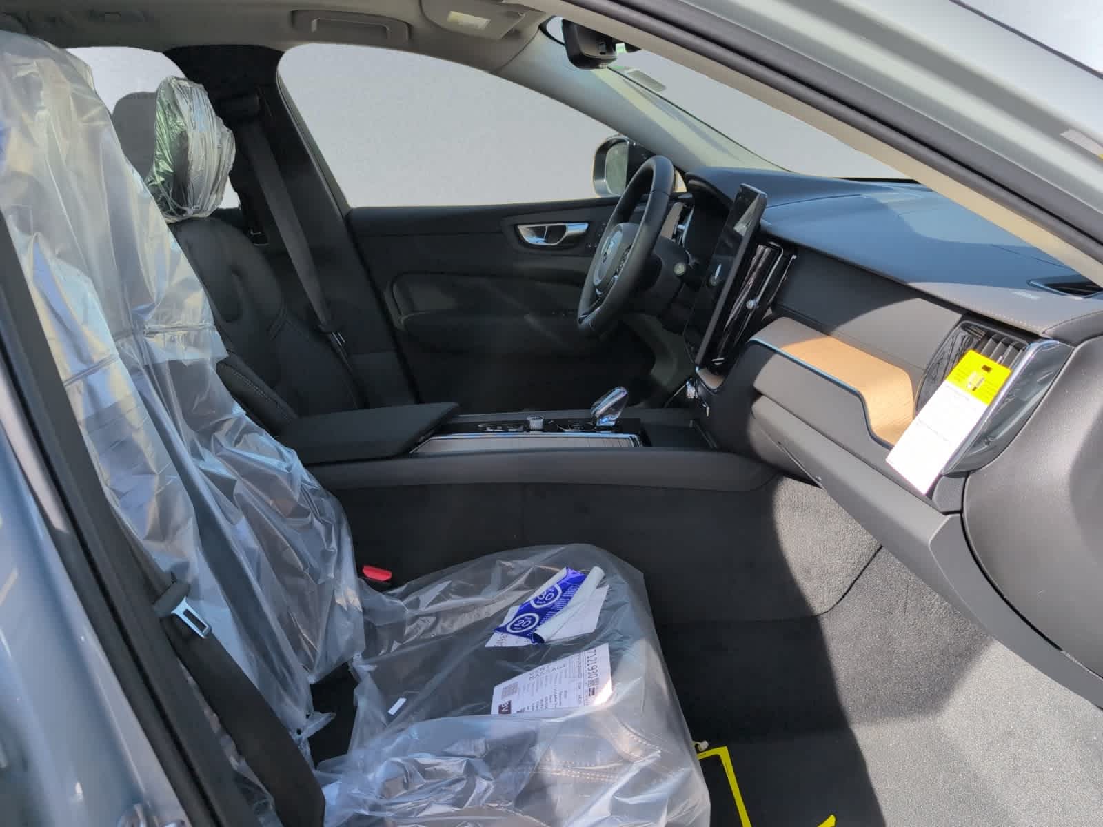 new 2026 Volvo XC60 car, priced at $64,470