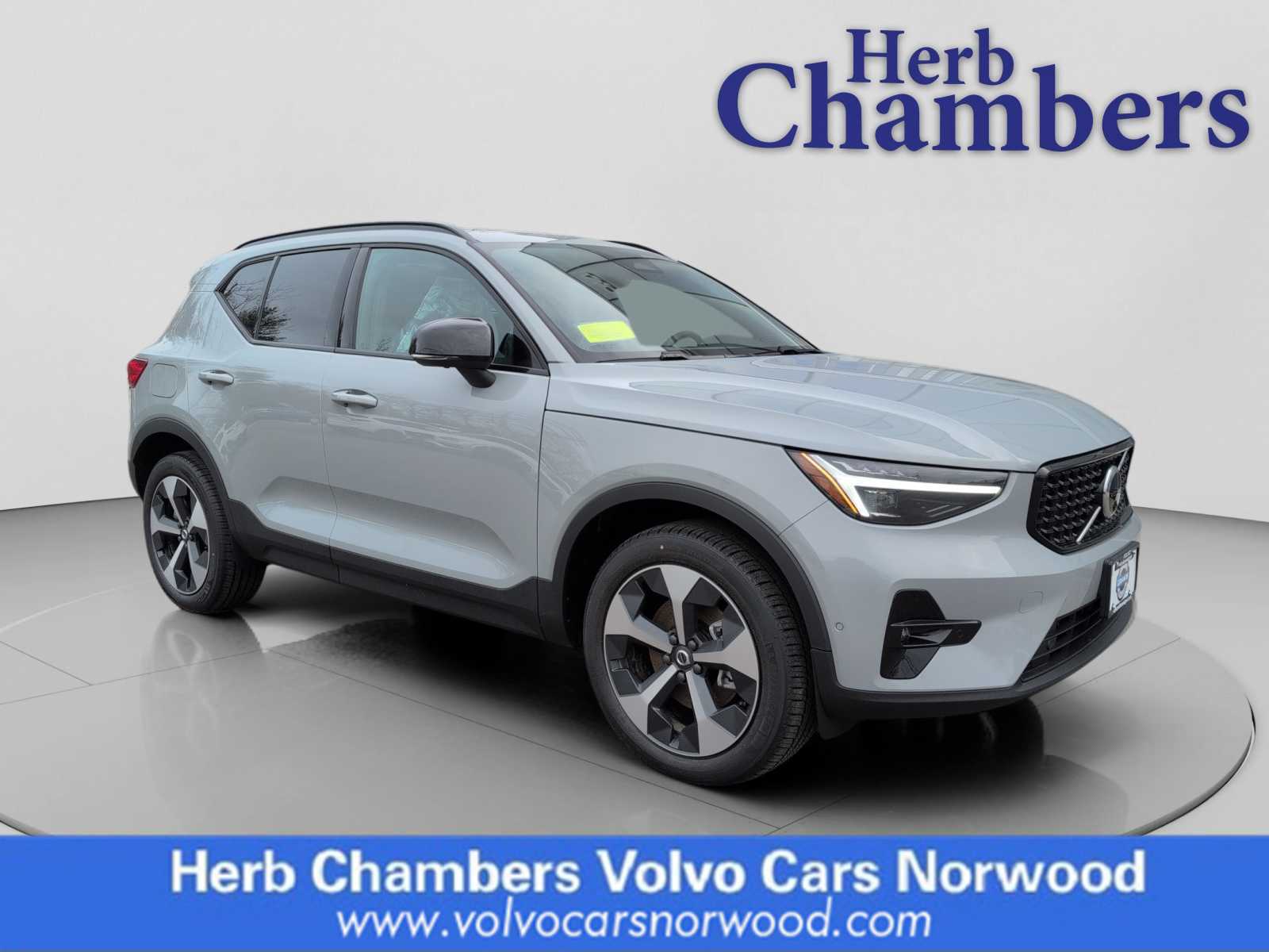 used 2026 Volvo XC40 car, priced at $50,150
