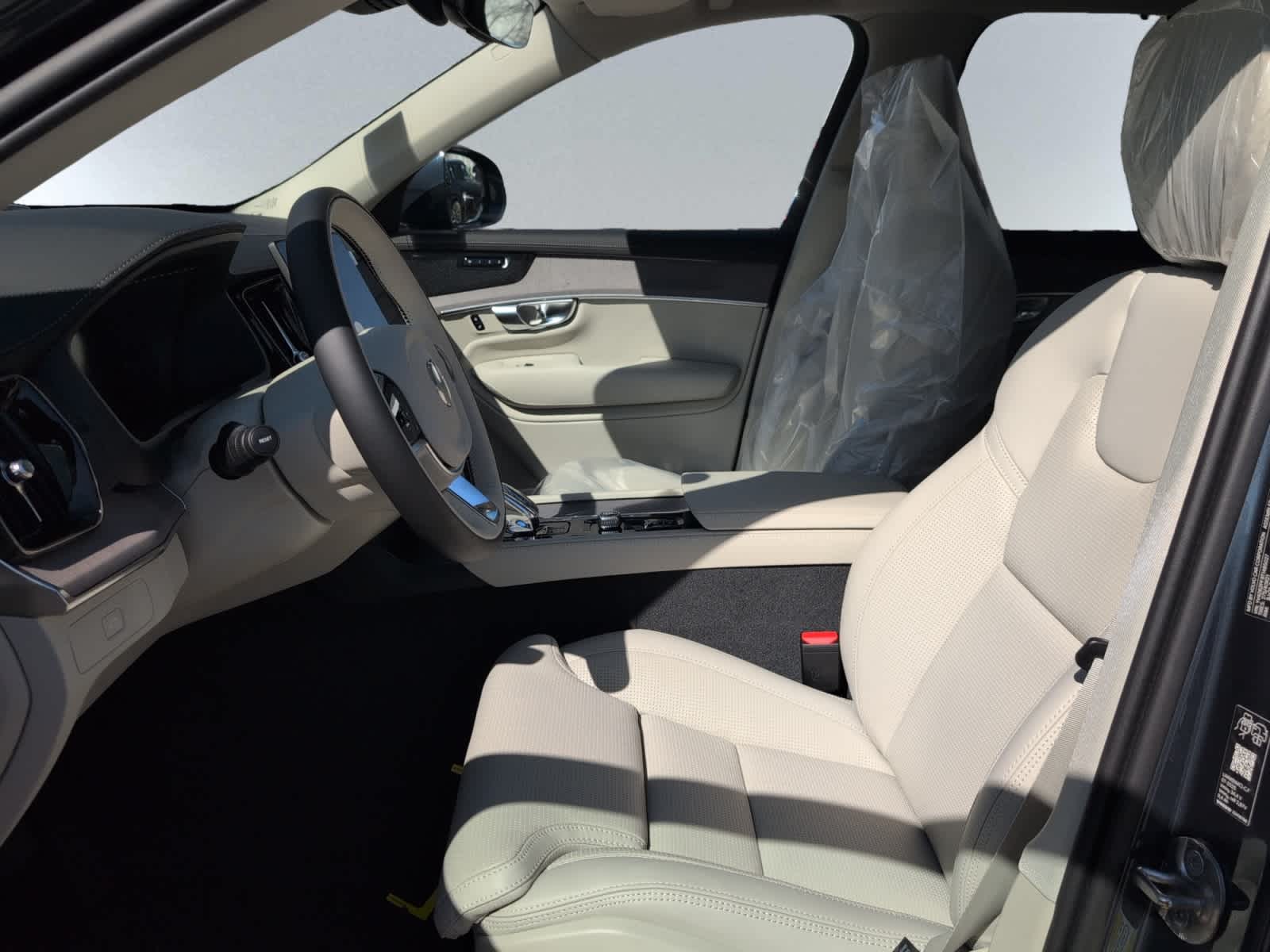 new 2026 Volvo XC90 car, priced at $75,155