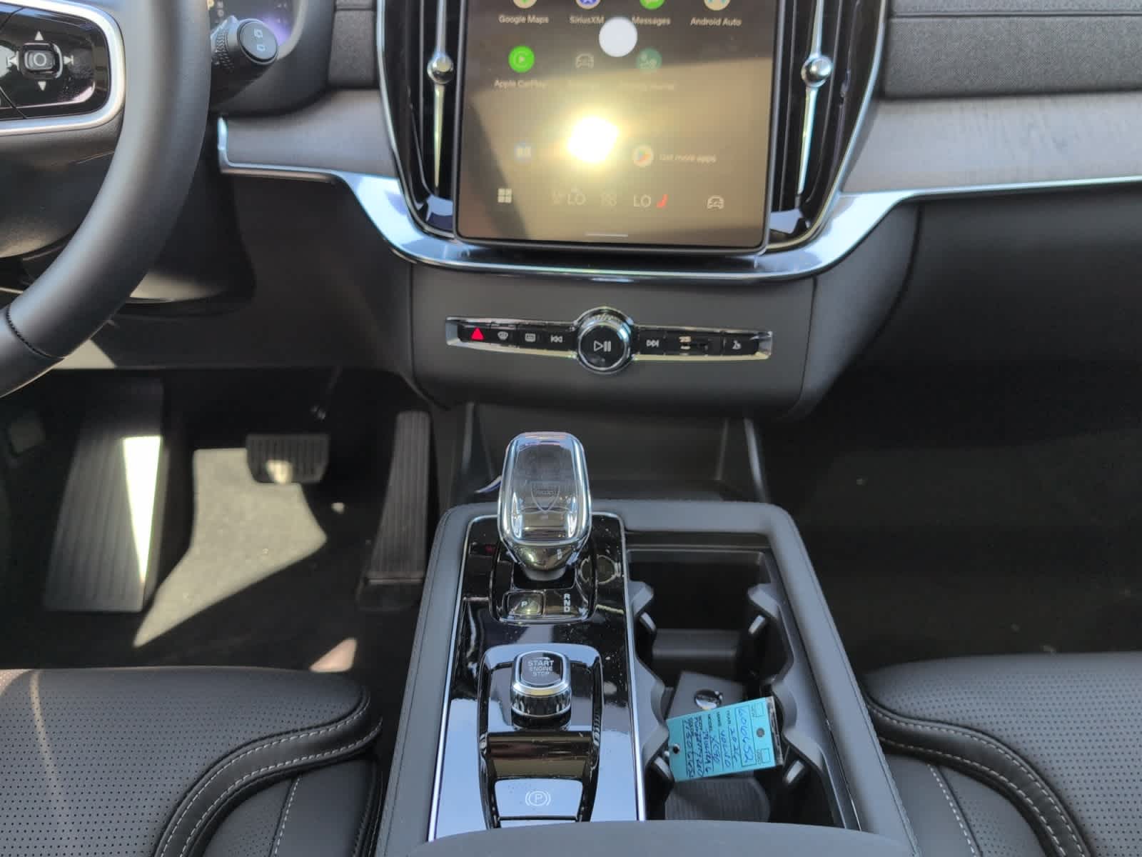 new 2026 Volvo XC90 plug-in hybrid car, priced at $92,200