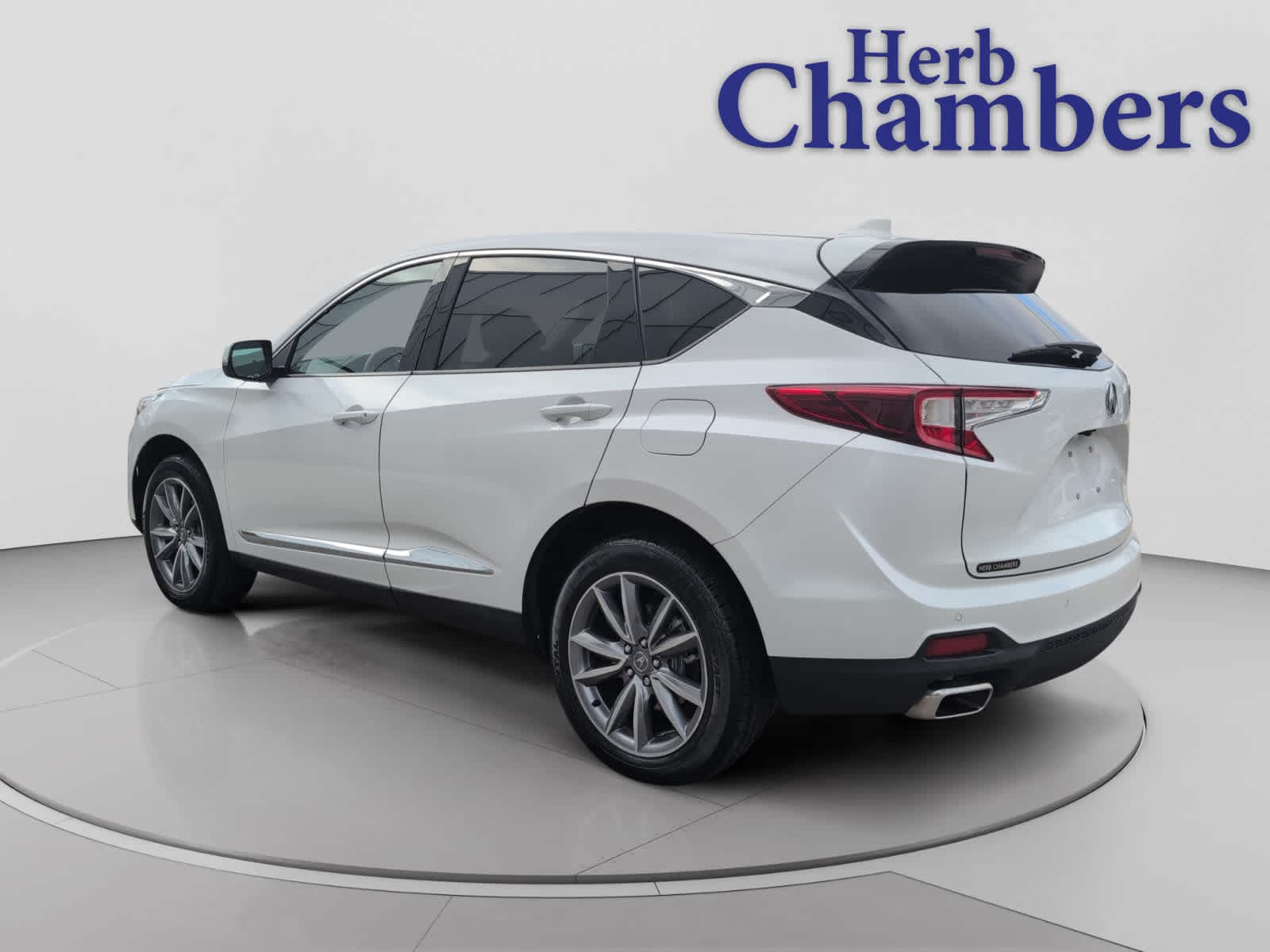 used 2024 Acura RDX car, priced at $35,998