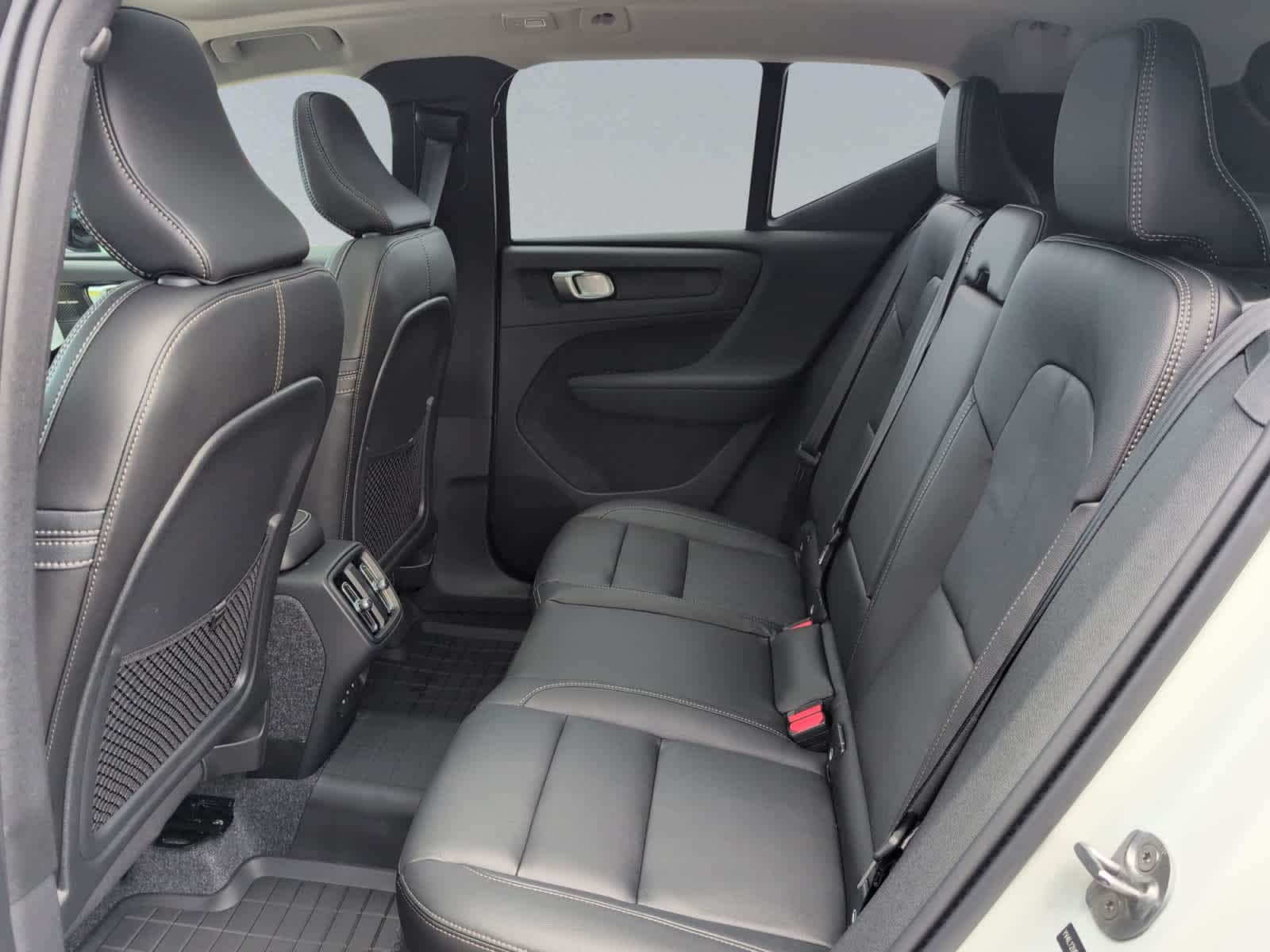 used 2026 Volvo XC40 car, priced at $51,960