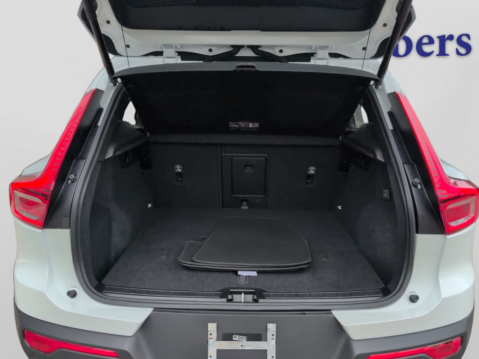 used 2024 Volvo XC40 car, priced at $33,998
