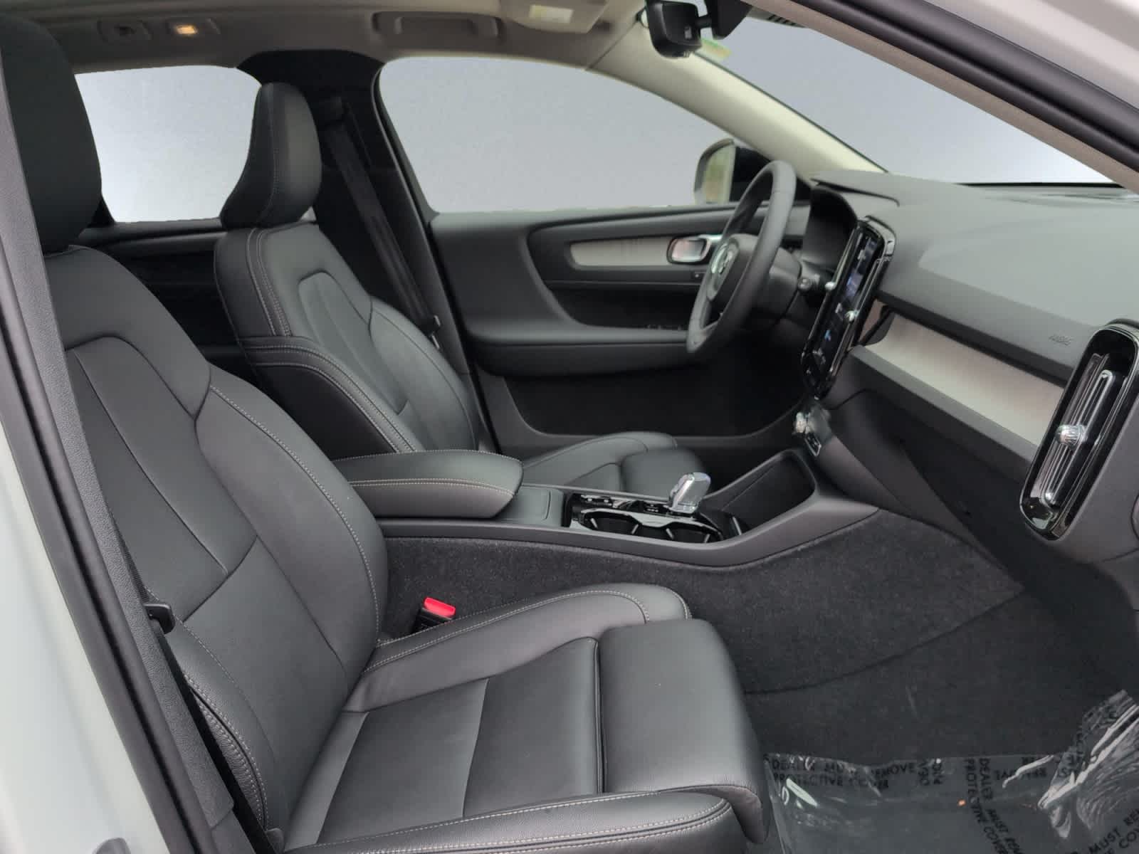 used 2024 Volvo XC40 car, priced at $33,998