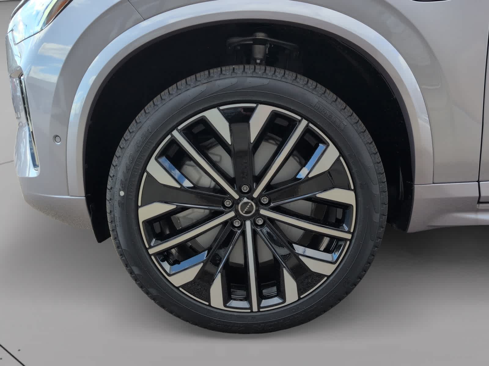 new 2026 Volvo XC90 plug-in hybrid car, priced at $81,955