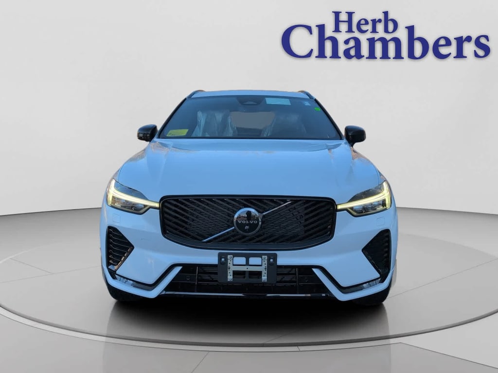 New 2026 Volvo XC60 B5 Plus SUV