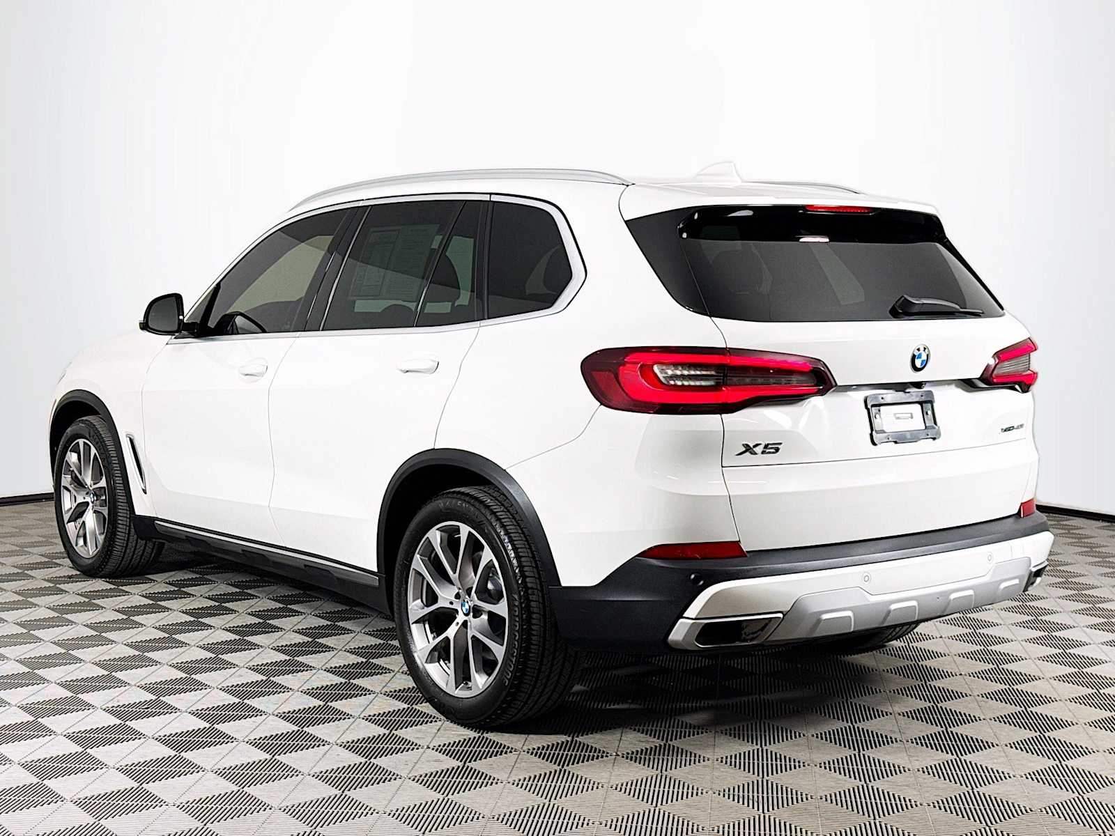 used 2022 BMW X5 car, priced at $32,998