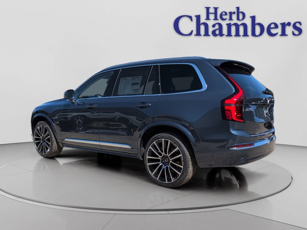 New 2026 Volvo XC90 B6 Plus 7-Seater SUV