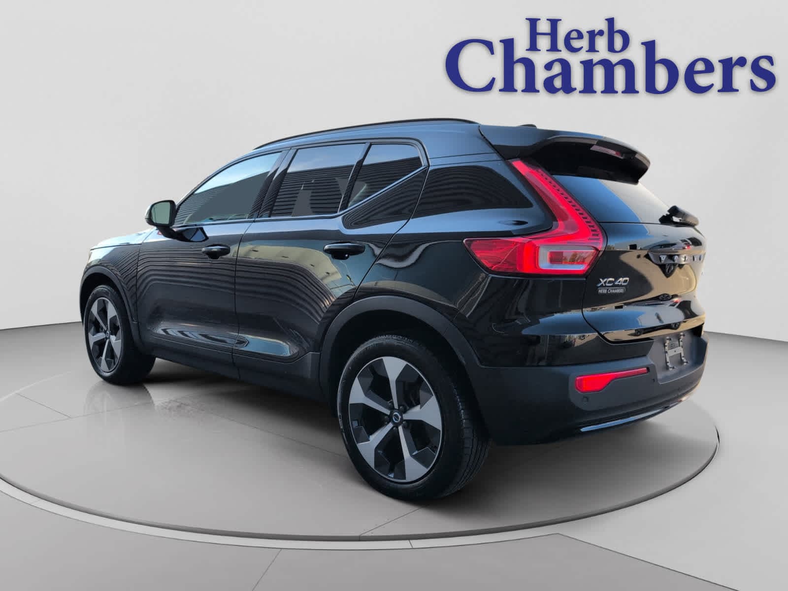 used 2024 Volvo XC40 car, priced at $31,998