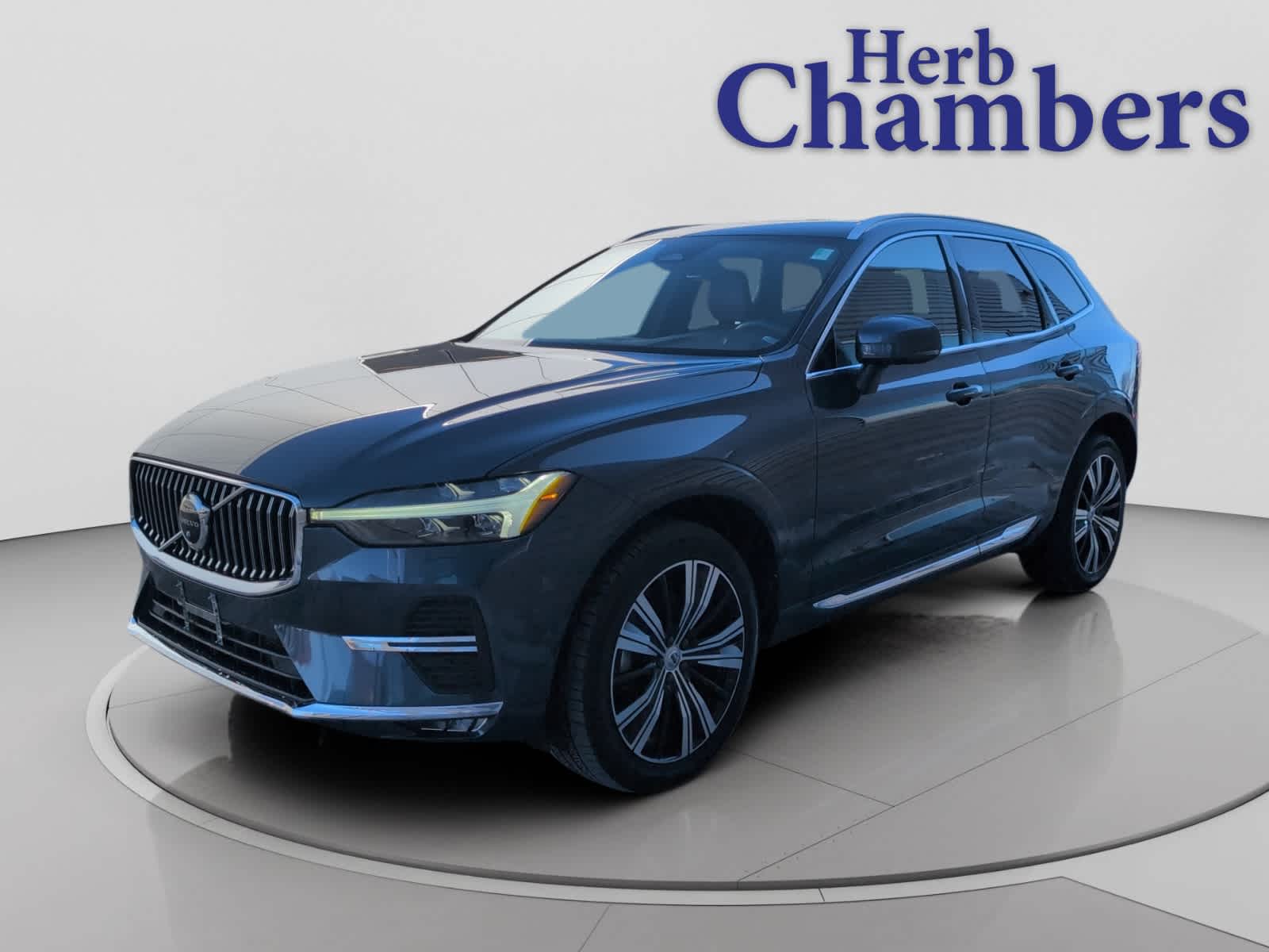 used 2023 Volvo XC60 car, priced at $34,498