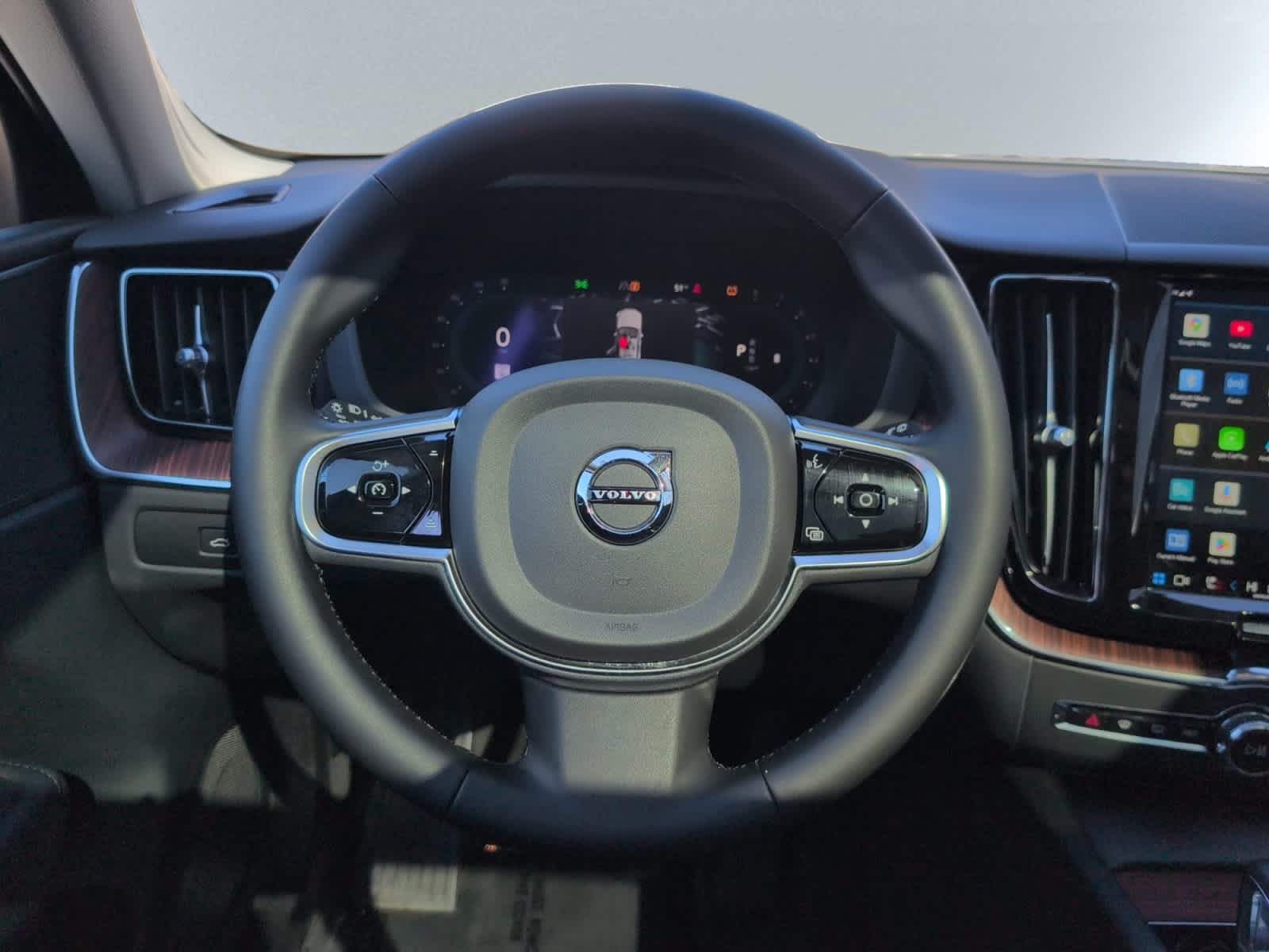 used 2023 Volvo XC60 car, priced at $32,998