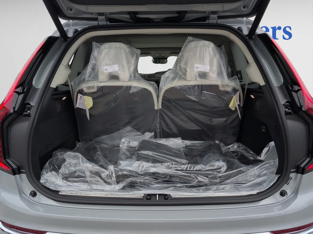 New 2026 Volvo XC90 B6 Ultra 7-Seater SUV