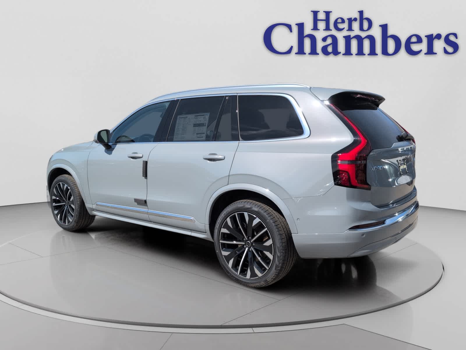 new 2026 Volvo XC90 car, priced at $75,270