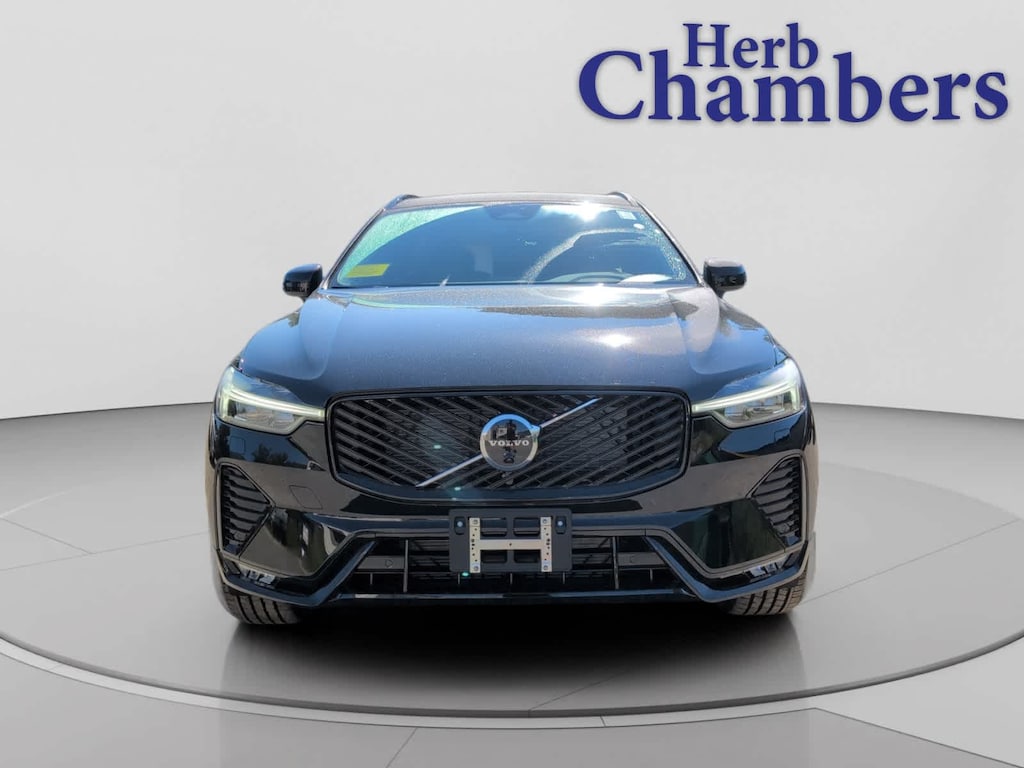 New 2026 Volvo XC60 B5 Plus SUV