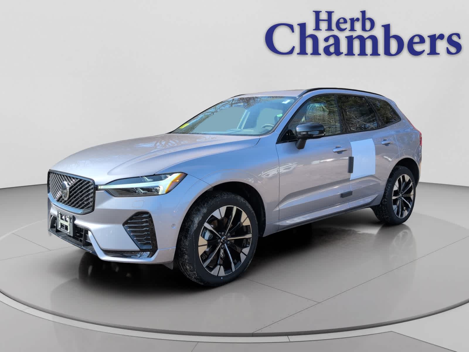new 2026 Volvo XC60 car, priced at $58,105