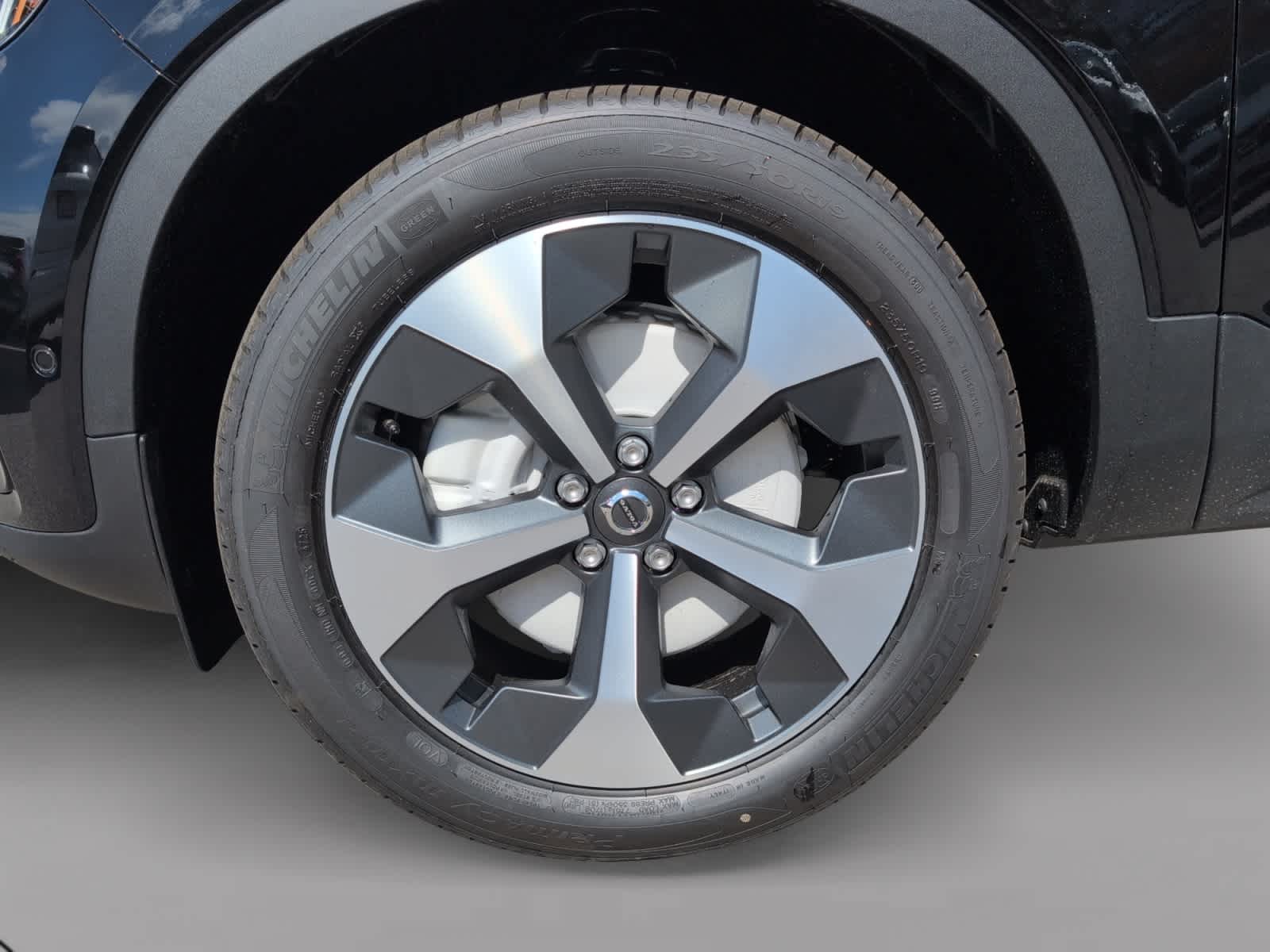 new 2026 Volvo XC40 car, priced at $50,035