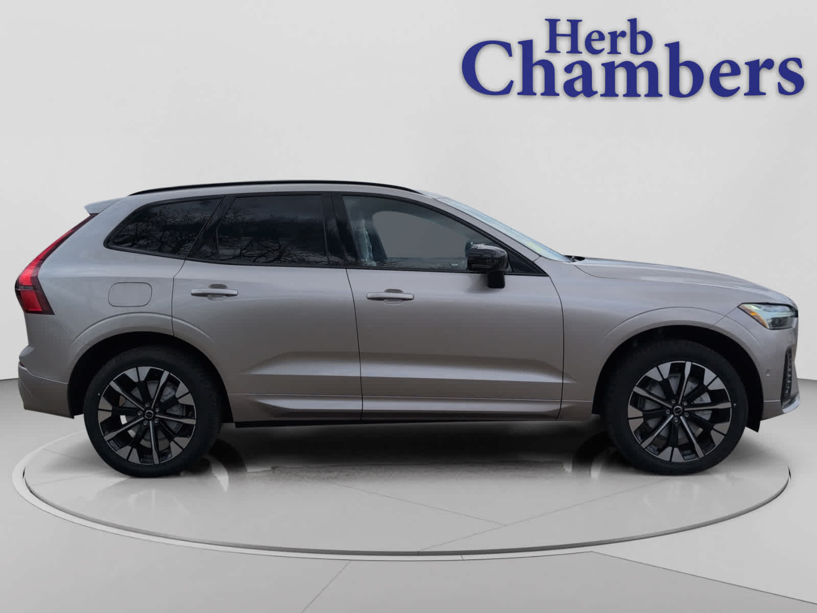 new 2026 Volvo XC60 car, priced at $58,935