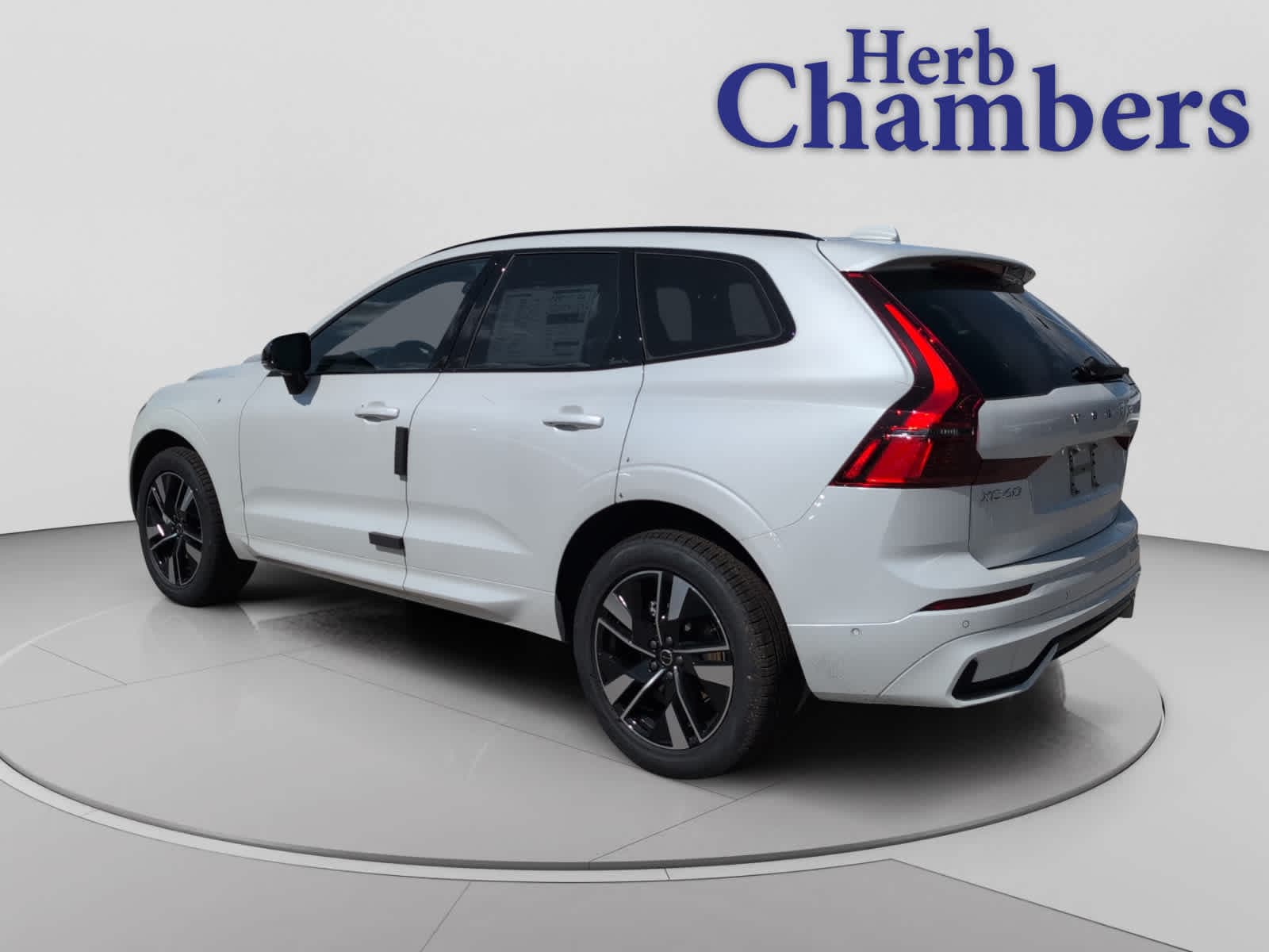 new 2026 Volvo XC60 car, priced at $58,520
