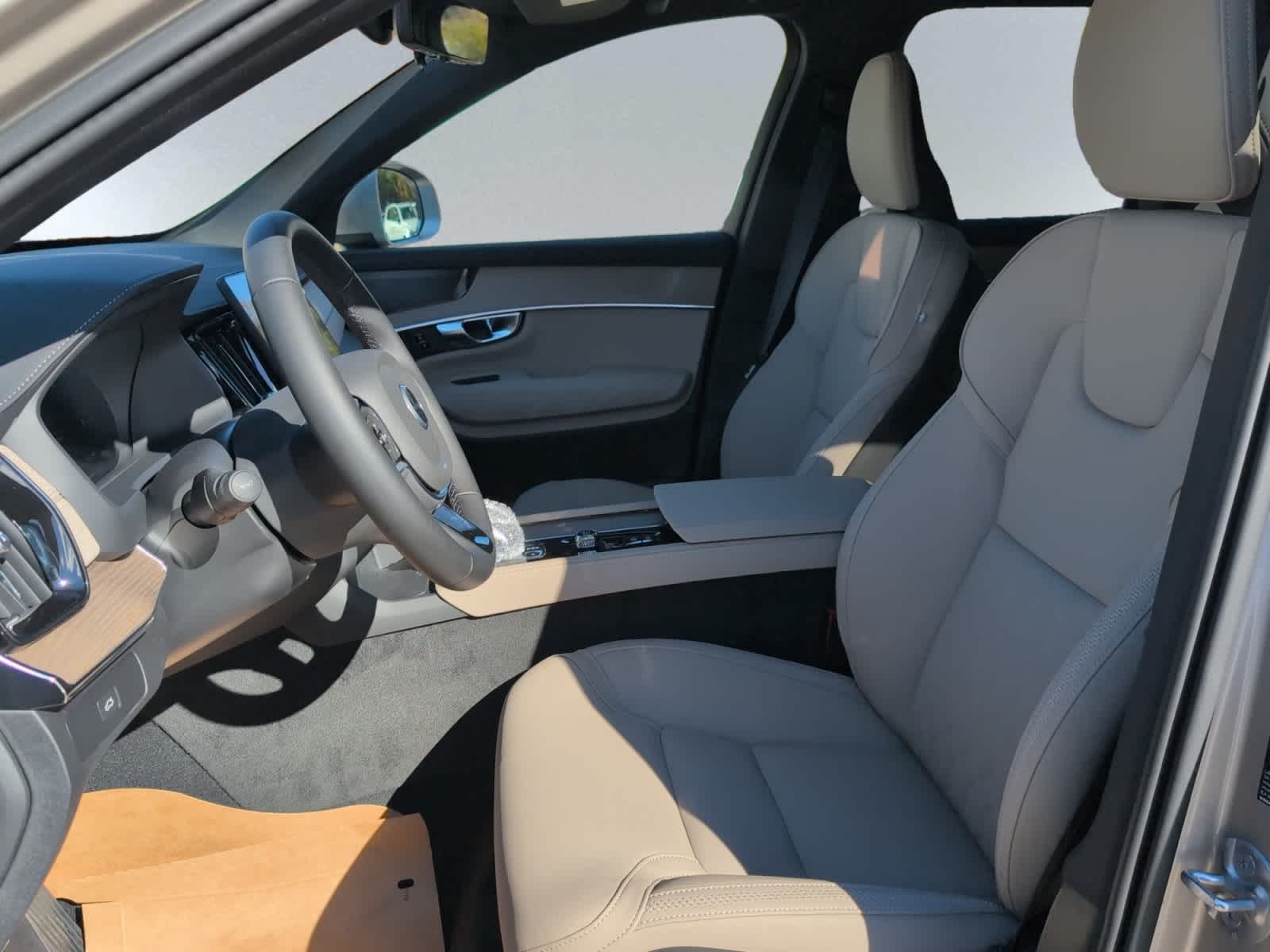 new 2026 Volvo XC90 car, priced at $73,995