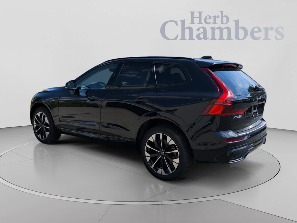 New 2026 Volvo XC60 B5 Plus SUV