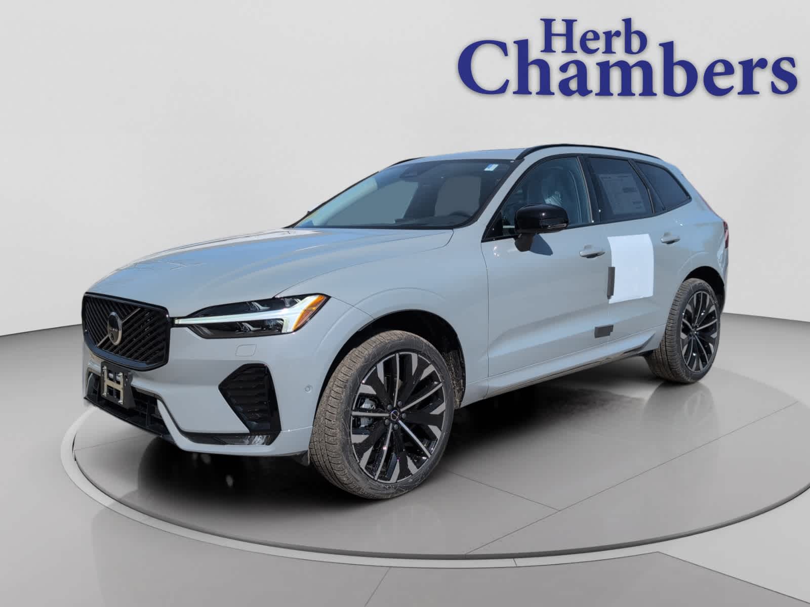 new 2026 Volvo XC60 car, priced at $64,470