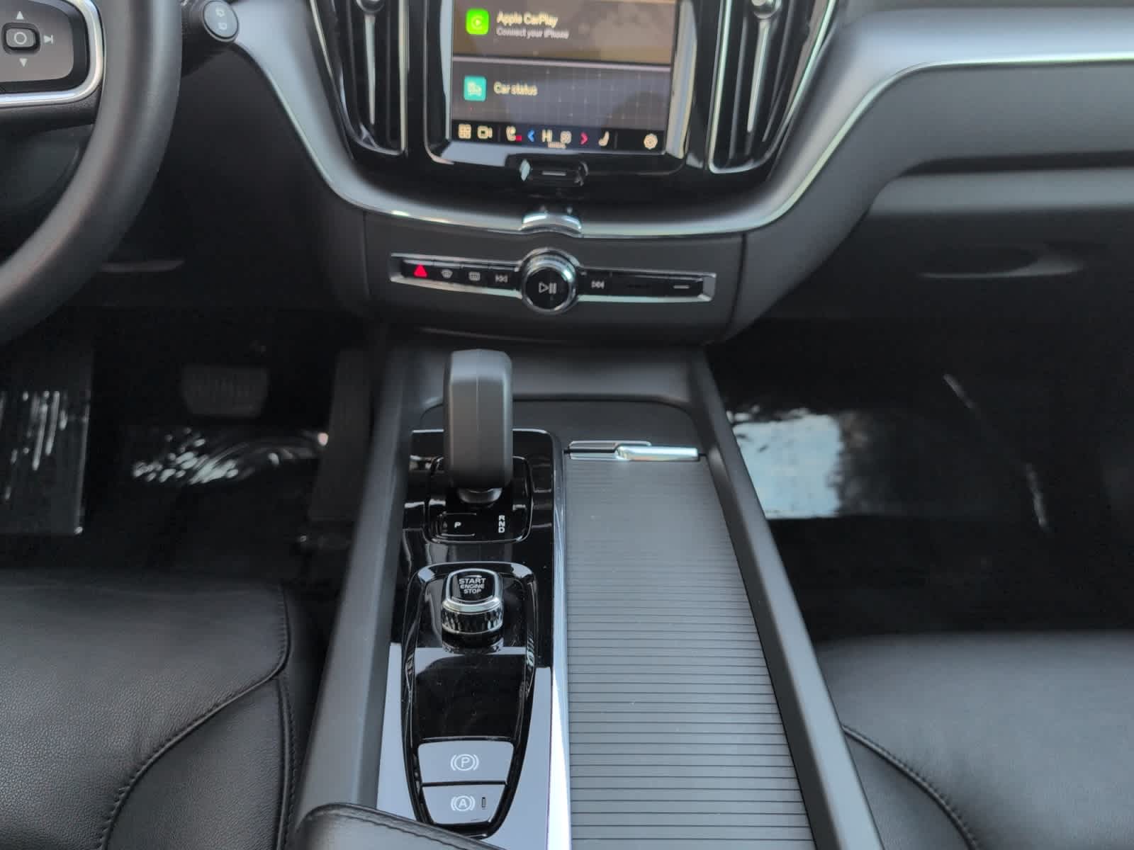 used 2023 Volvo XC60 car, priced at $29,998