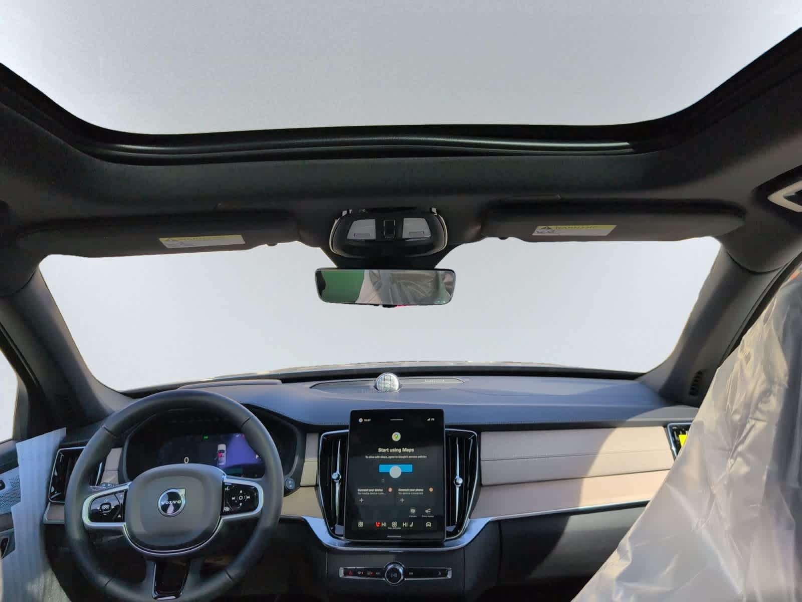 new 2026 Volvo XC90 plug-in hybrid car, priced at $92,625