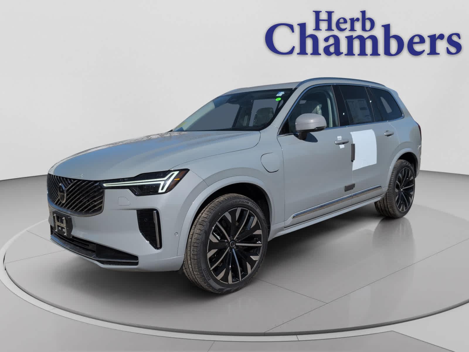 new 2026 Volvo XC90 plug-in hybrid car, priced at $85,745