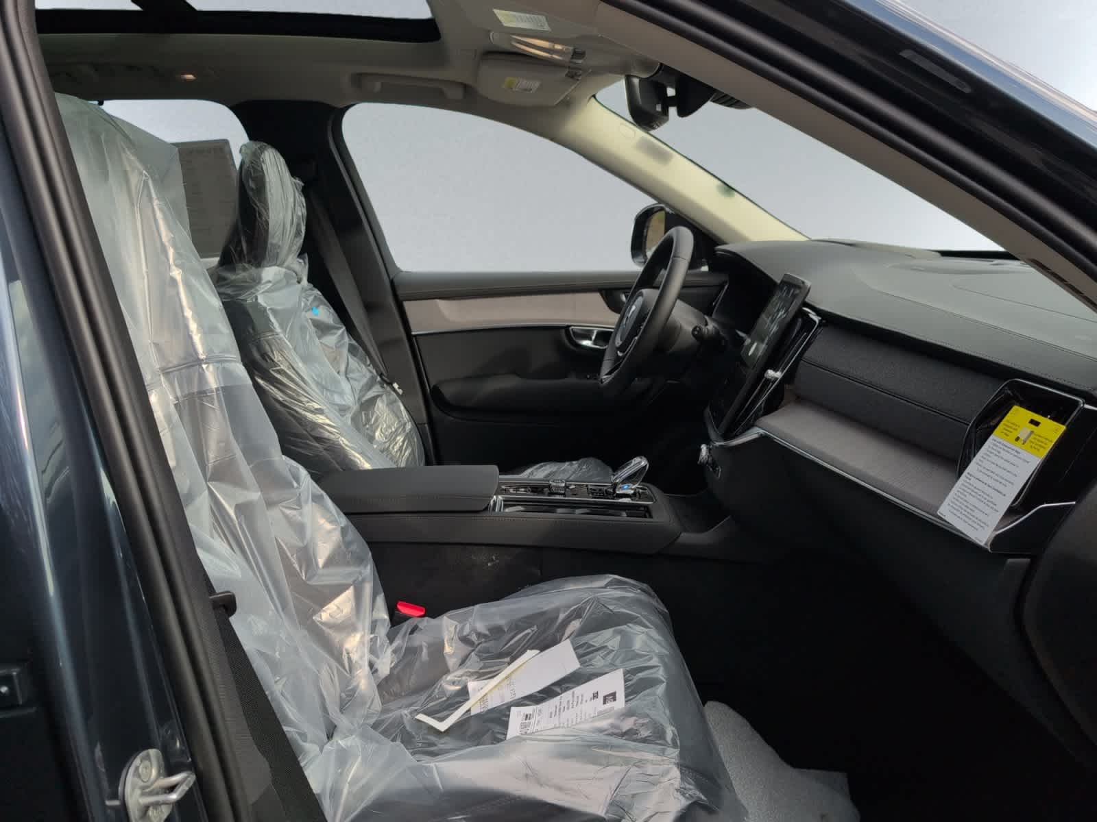 new 2026 Volvo XC90 car, priced at $76,080