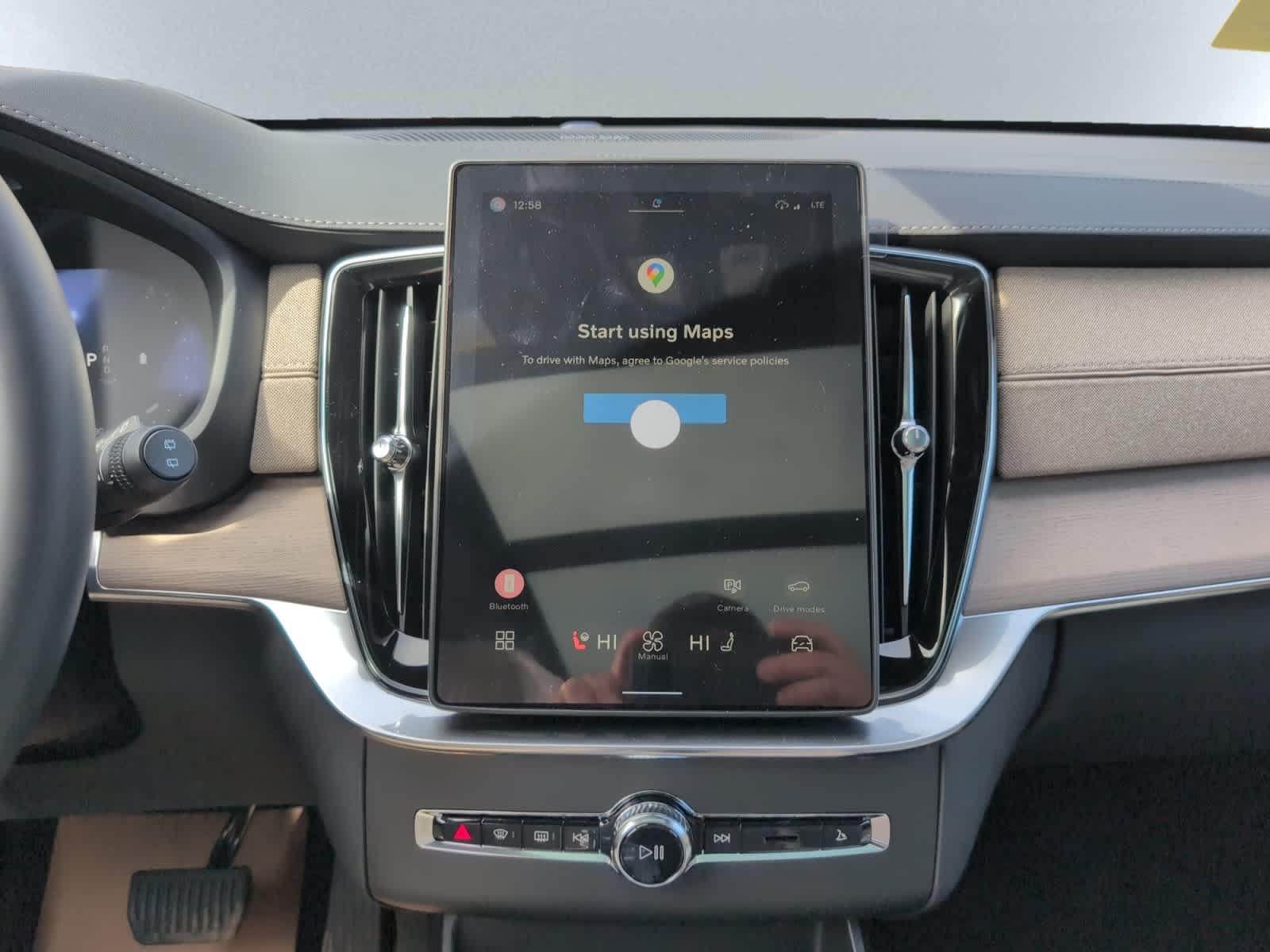 new 2026 Volvo XC90 car, priced at $71,945