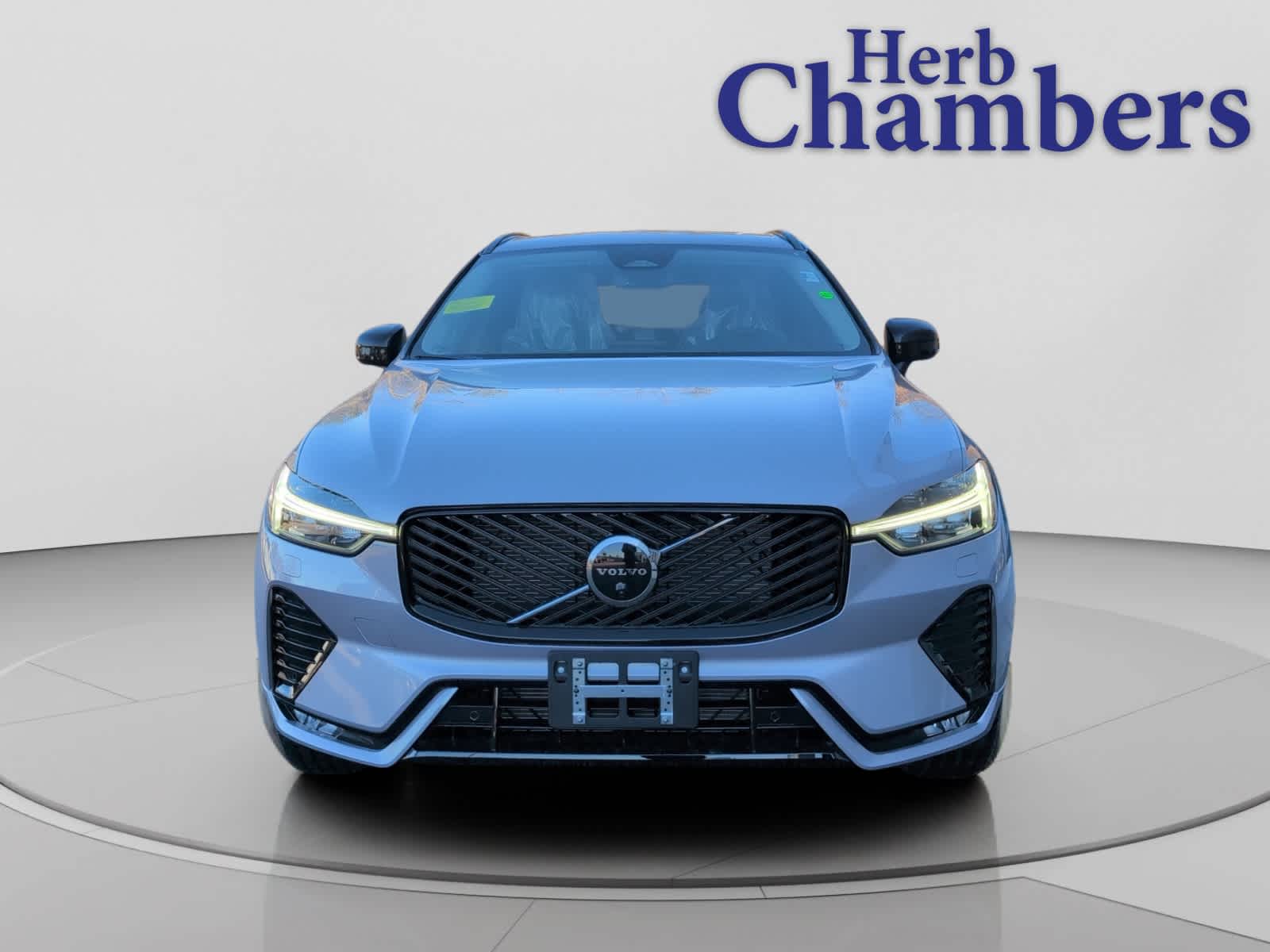 new 2026 Volvo XC60 car, priced at $57,985