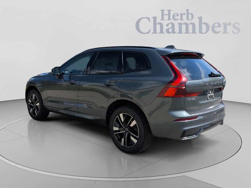 New 2026 Volvo XC60 B5 Core SUV