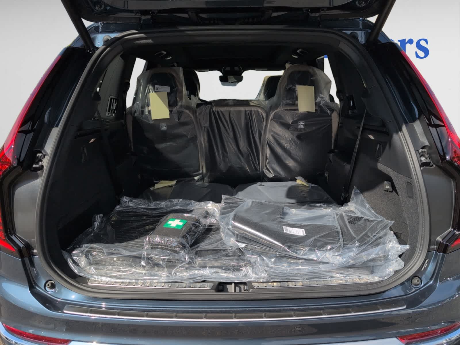 2026 Volvo XC90 Plus photo 4