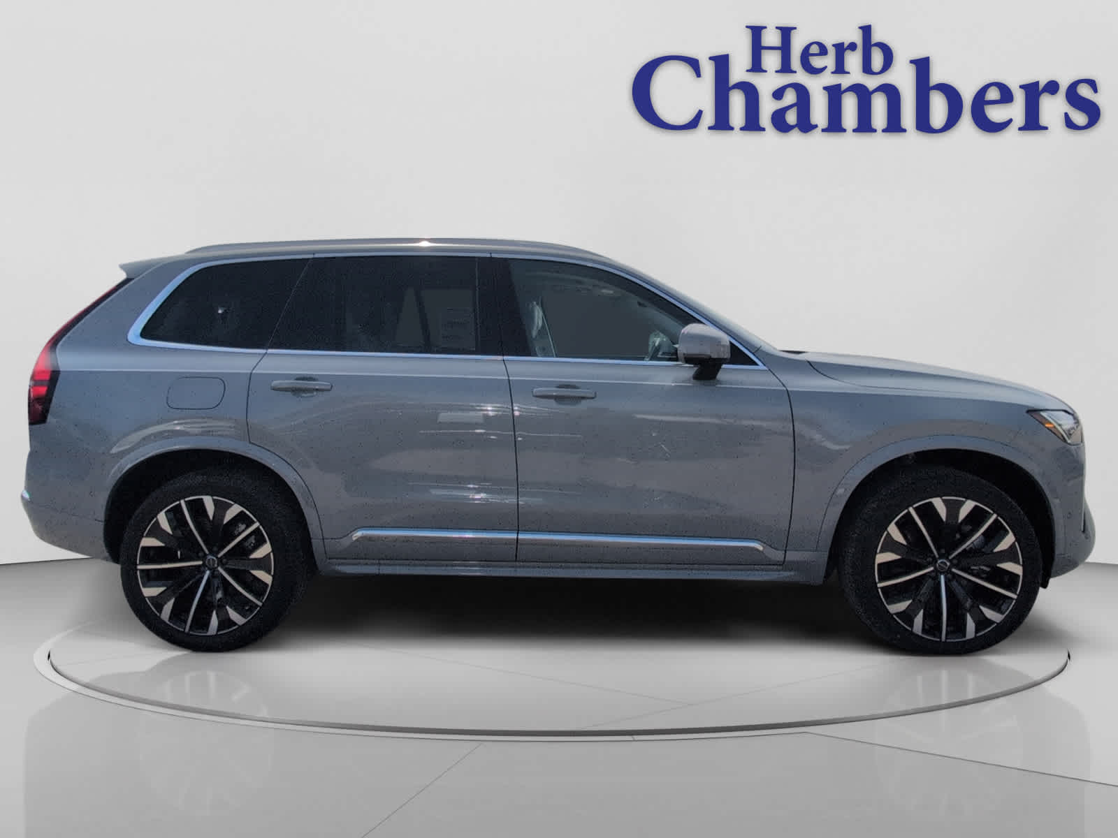 new 2026 Volvo XC90 plug-in hybrid car, priced at $85,625