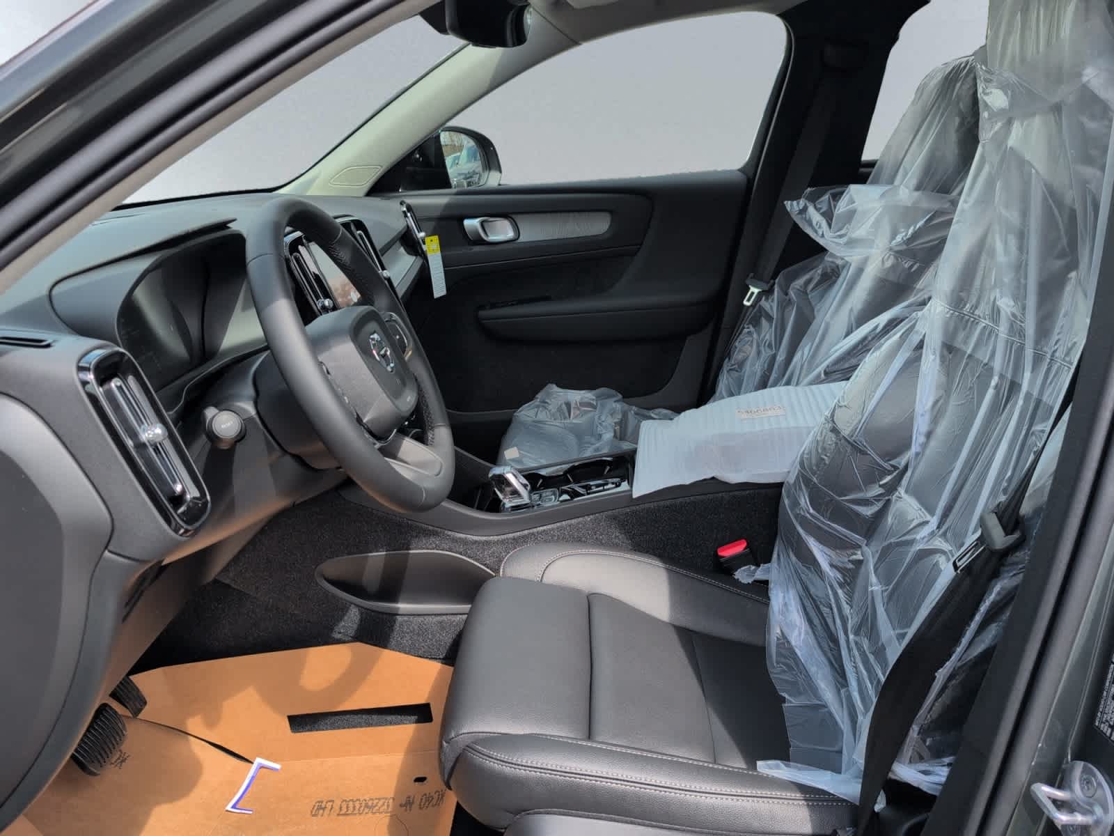 new 2026 Volvo XC40 car, priced at $50,045