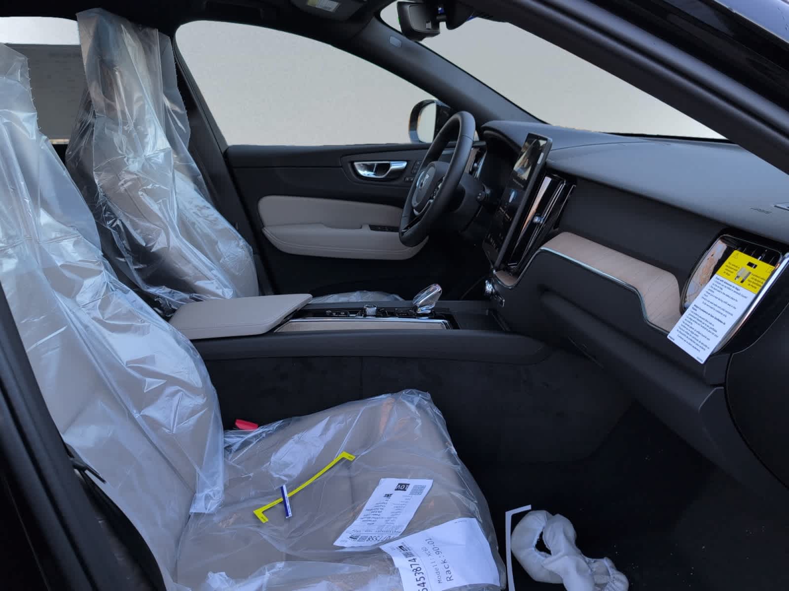 new 2026 Volvo XC60 car, priced at $58,360