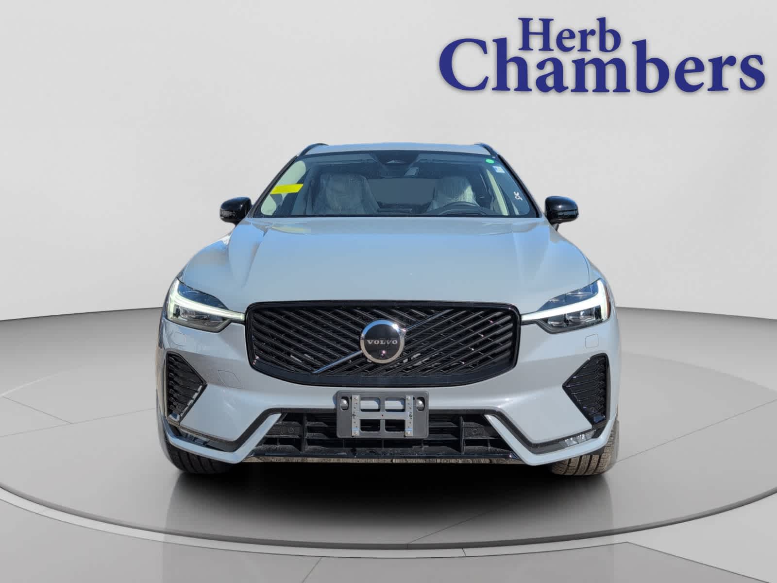 new 2026 Volvo XC60 car, priced at $63,935