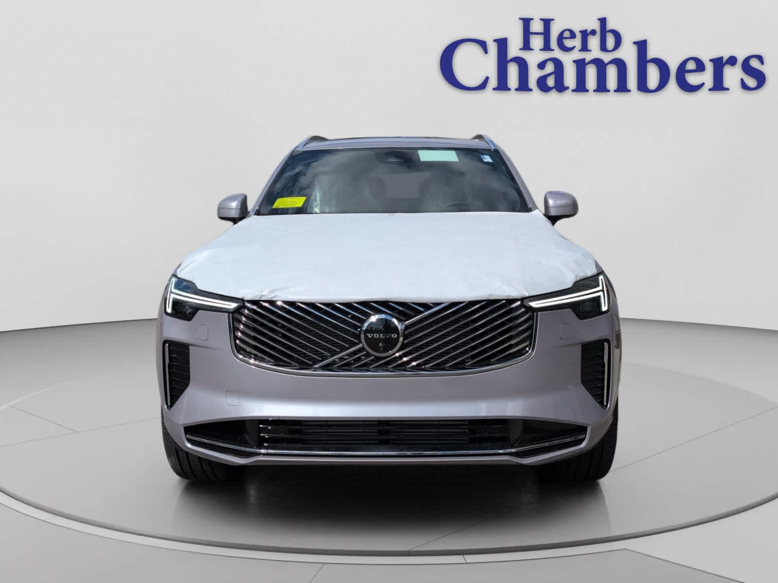 new 2026 Volvo XC90 plug-in hybrid car, priced at $81,955