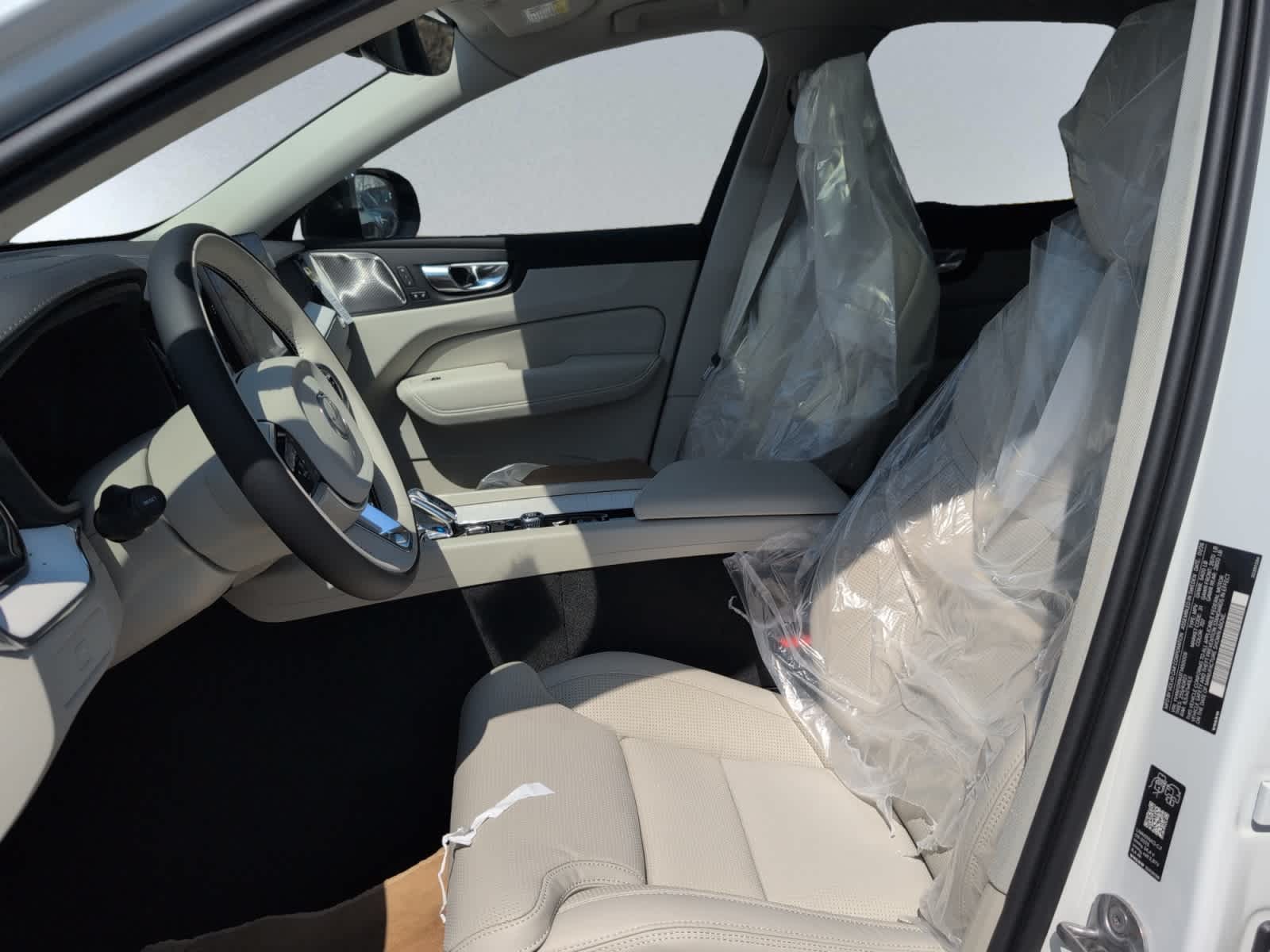new 2026 Volvo XC60 car, priced at $64,085