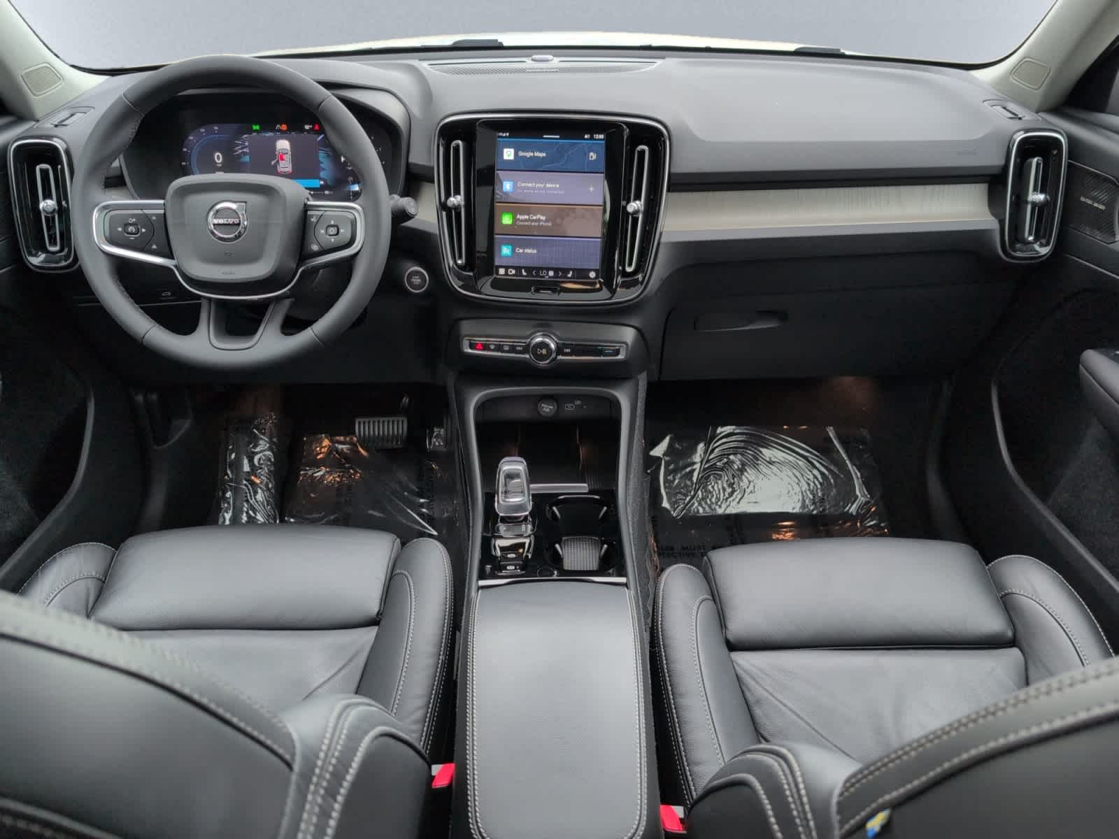 used 2023 Volvo XC40 car, priced at $32,498