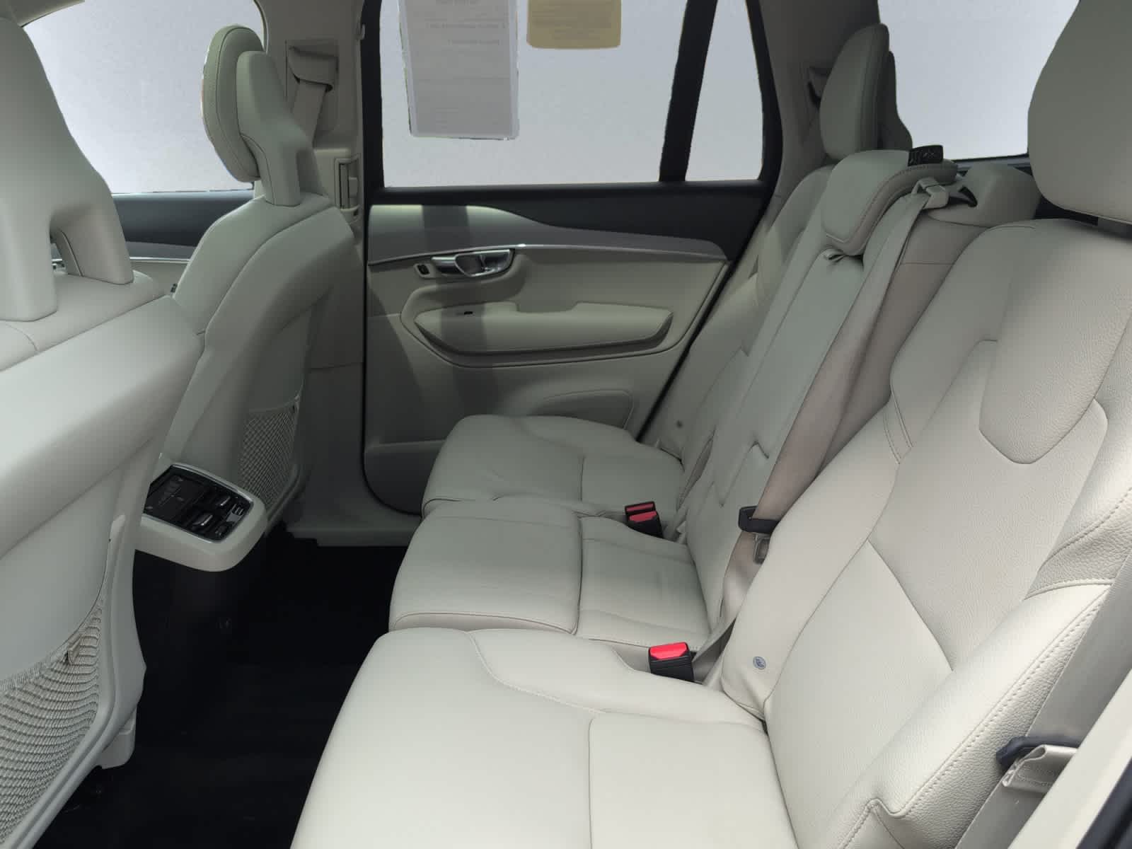 used 2021 Volvo XC90 car, priced at $25,998
