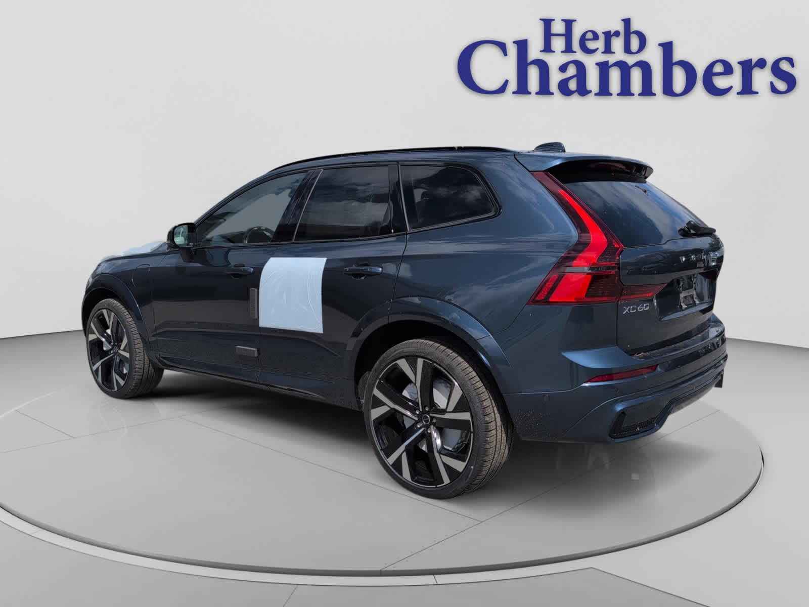 new 2026 Volvo XC60 plug-in hybrid car, priced at $75,845