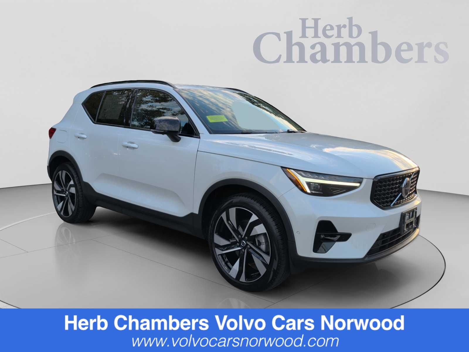 Volvo XC40