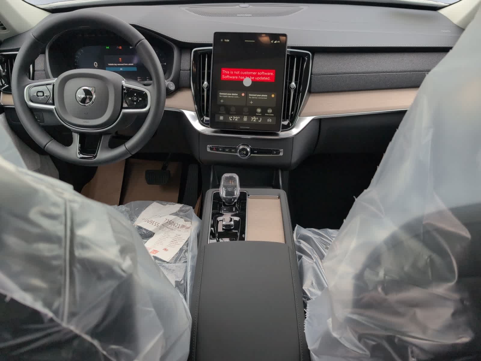 new 2026 Volvo XC90 plug-in hybrid car, priced at $81,955