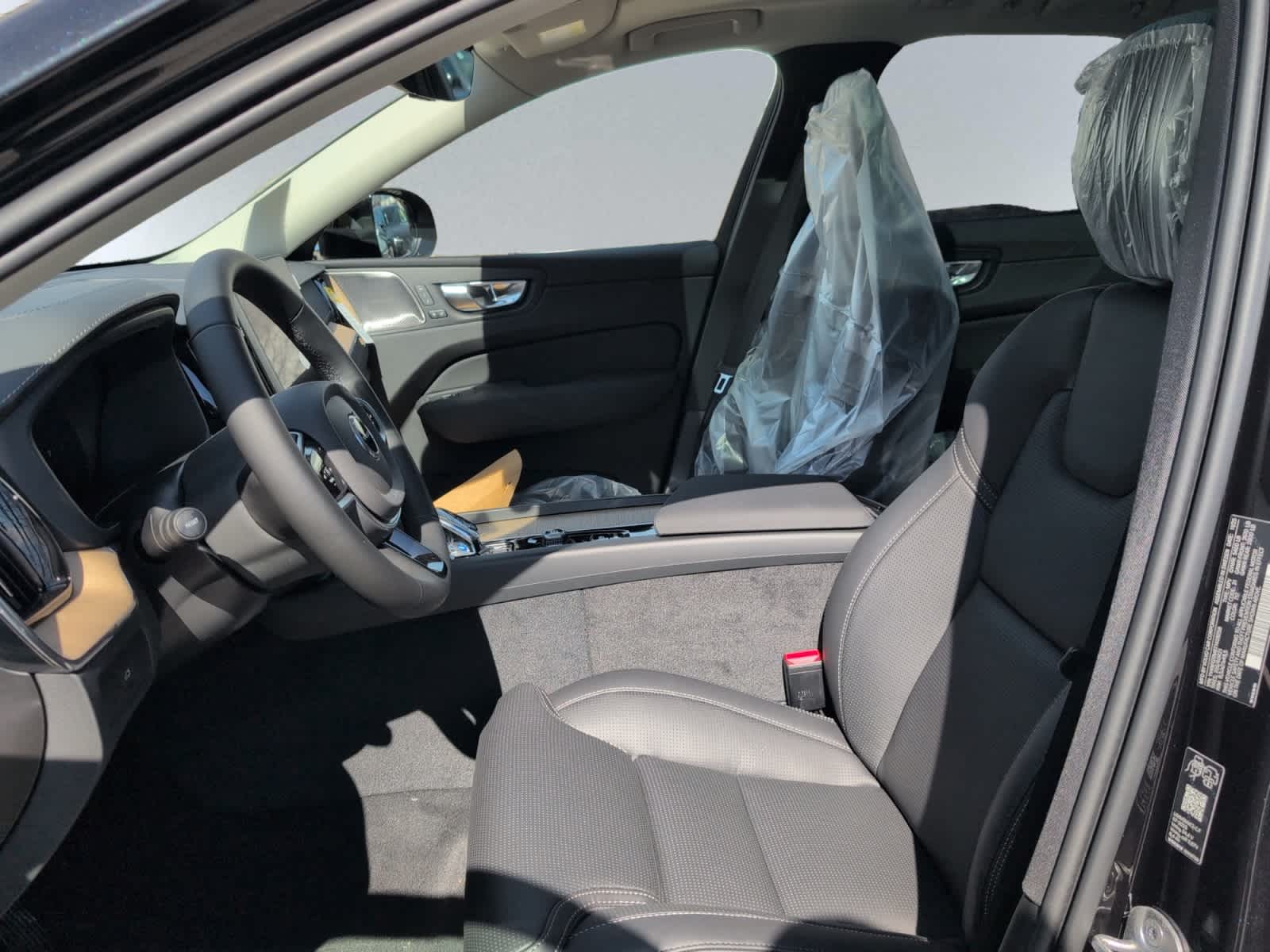 new 2026 Volvo XC60 car, priced at $63,935