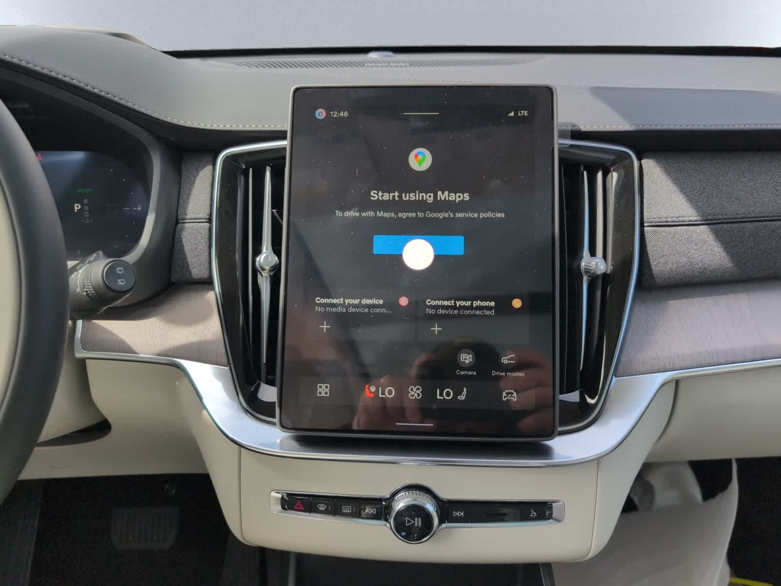 new 2026 Volvo XC90 plug-in hybrid car, priced at $85,320