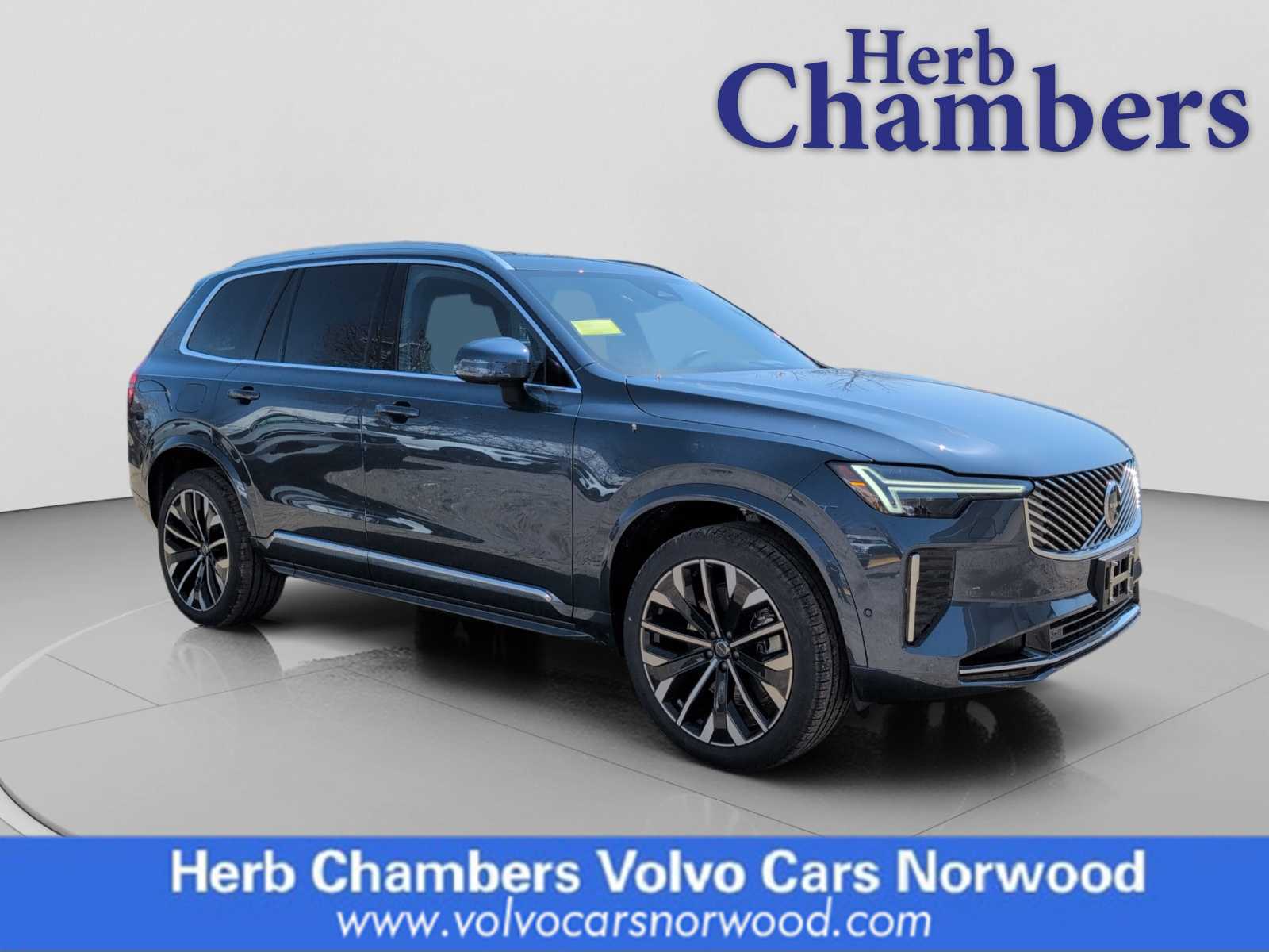new 2026 Volvo XC90 plug-in hybrid car, priced at $86,130