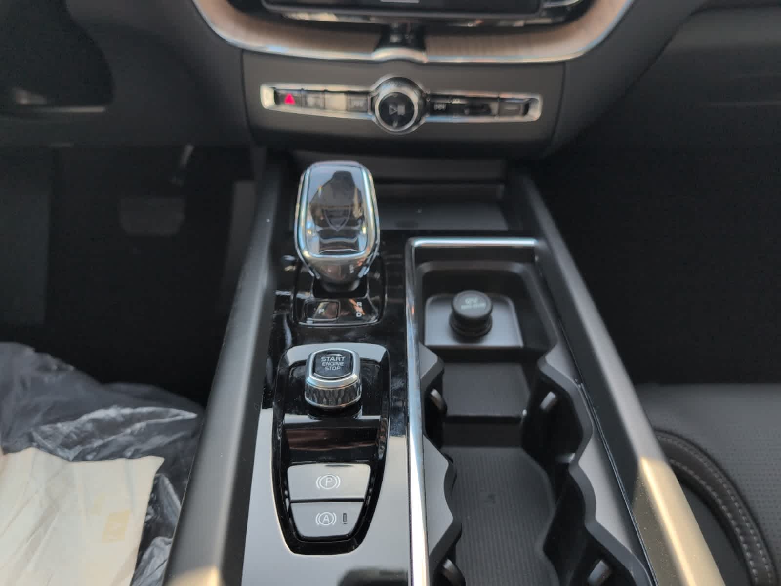 new 2026 Volvo XC60 car, priced at $70,885