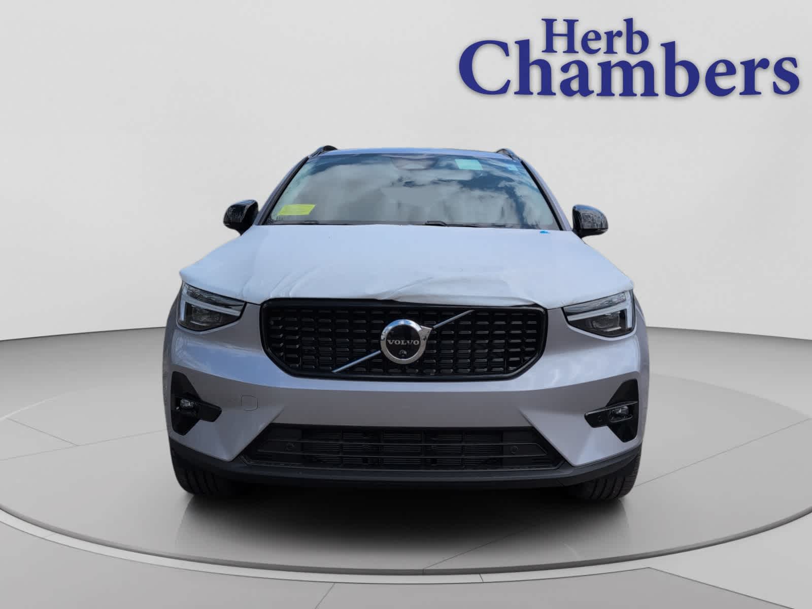 new 2026 Volvo XC40 car, priced at $50,035