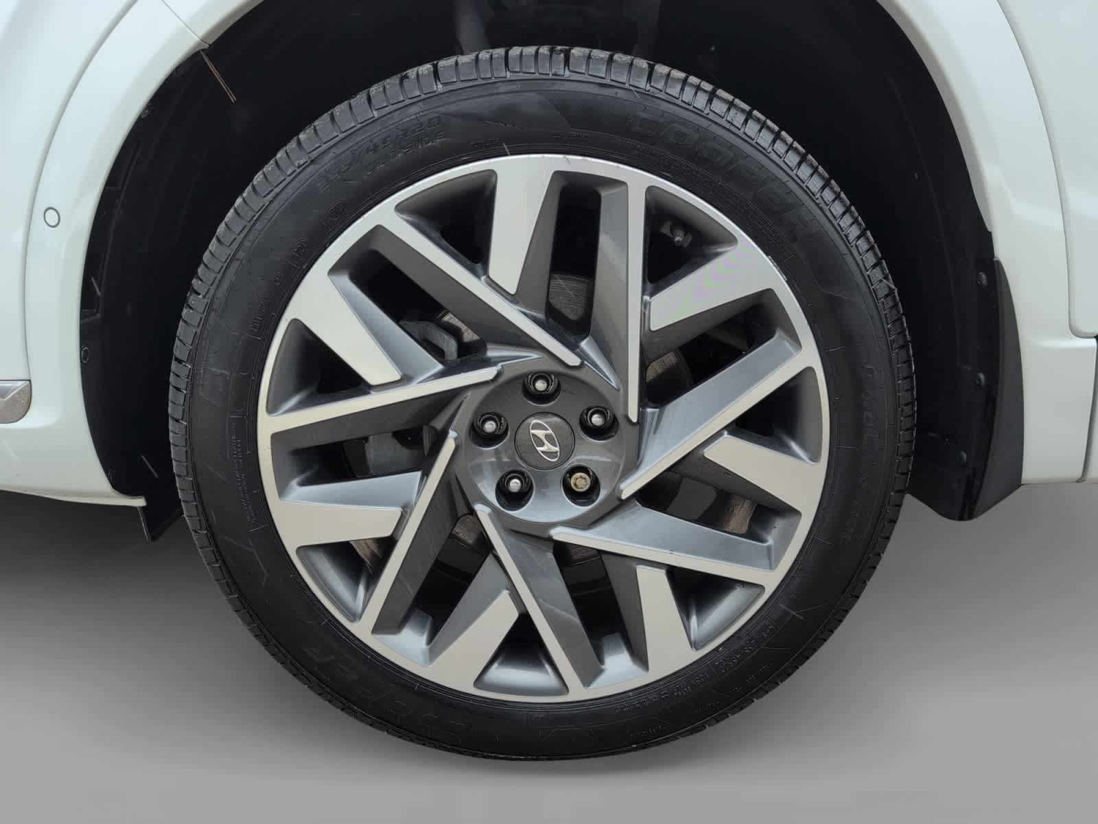 used 2021 Hyundai Santa Fe car, priced at $23,998